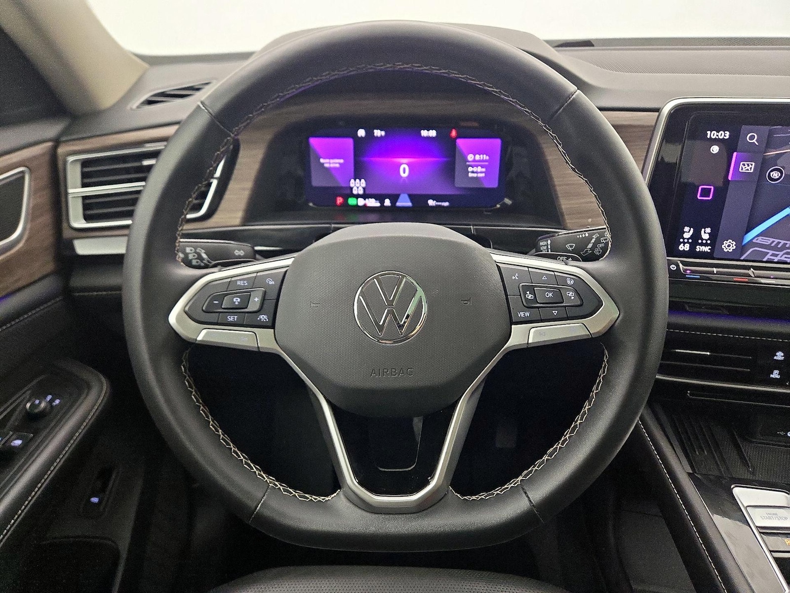 2025 Volkswagen Atlas SEL - Photo 11