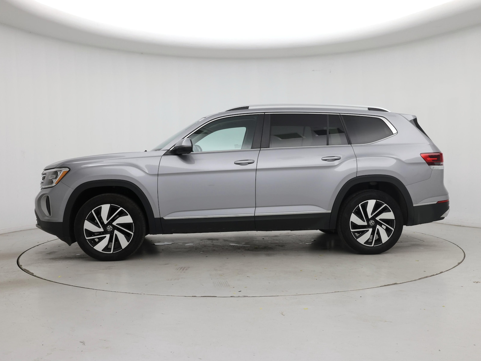 2025 Volkswagen Atlas SEL - Photo 4