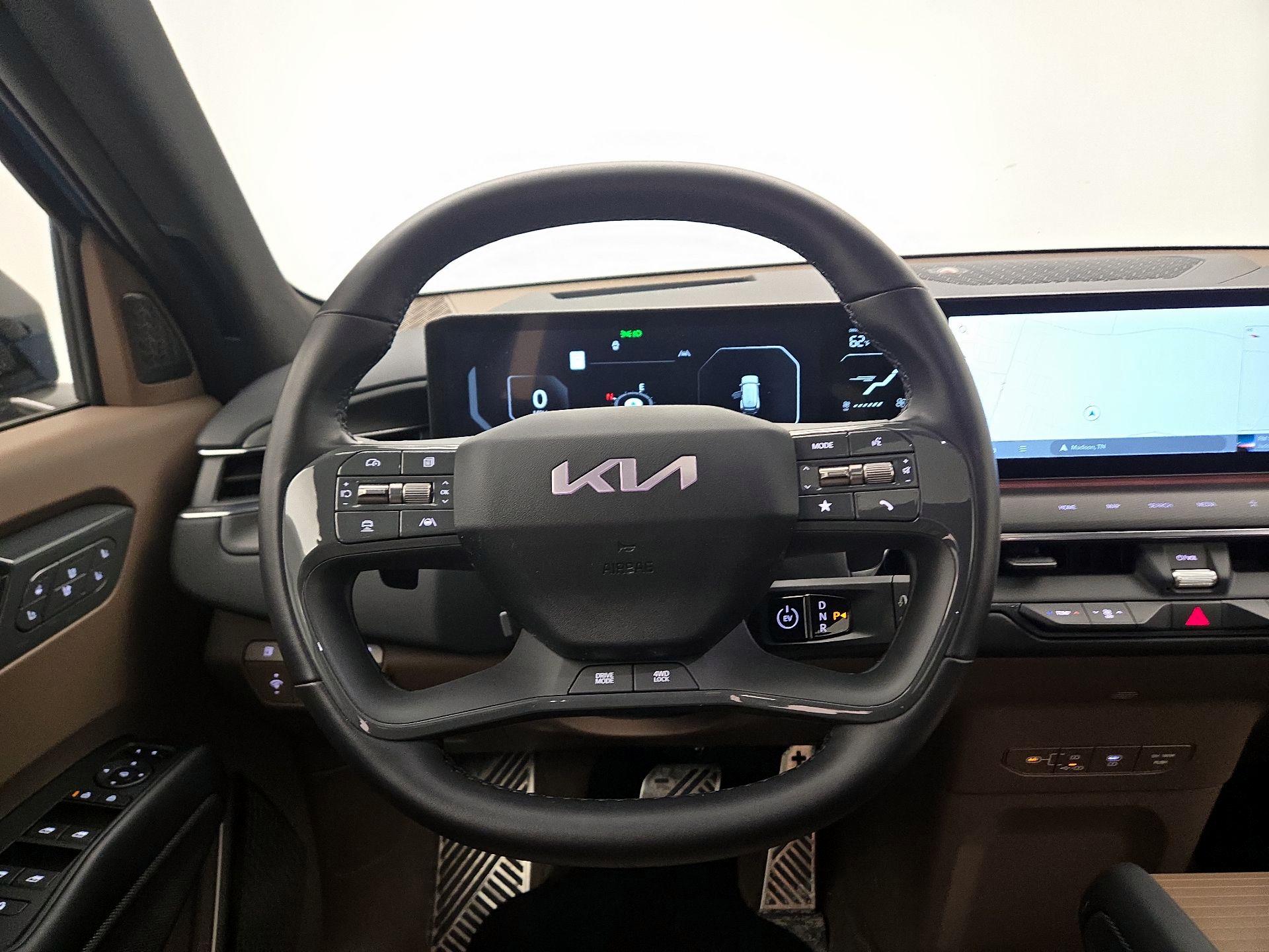 Thumbnail: 2024 Kia EV9 - 10