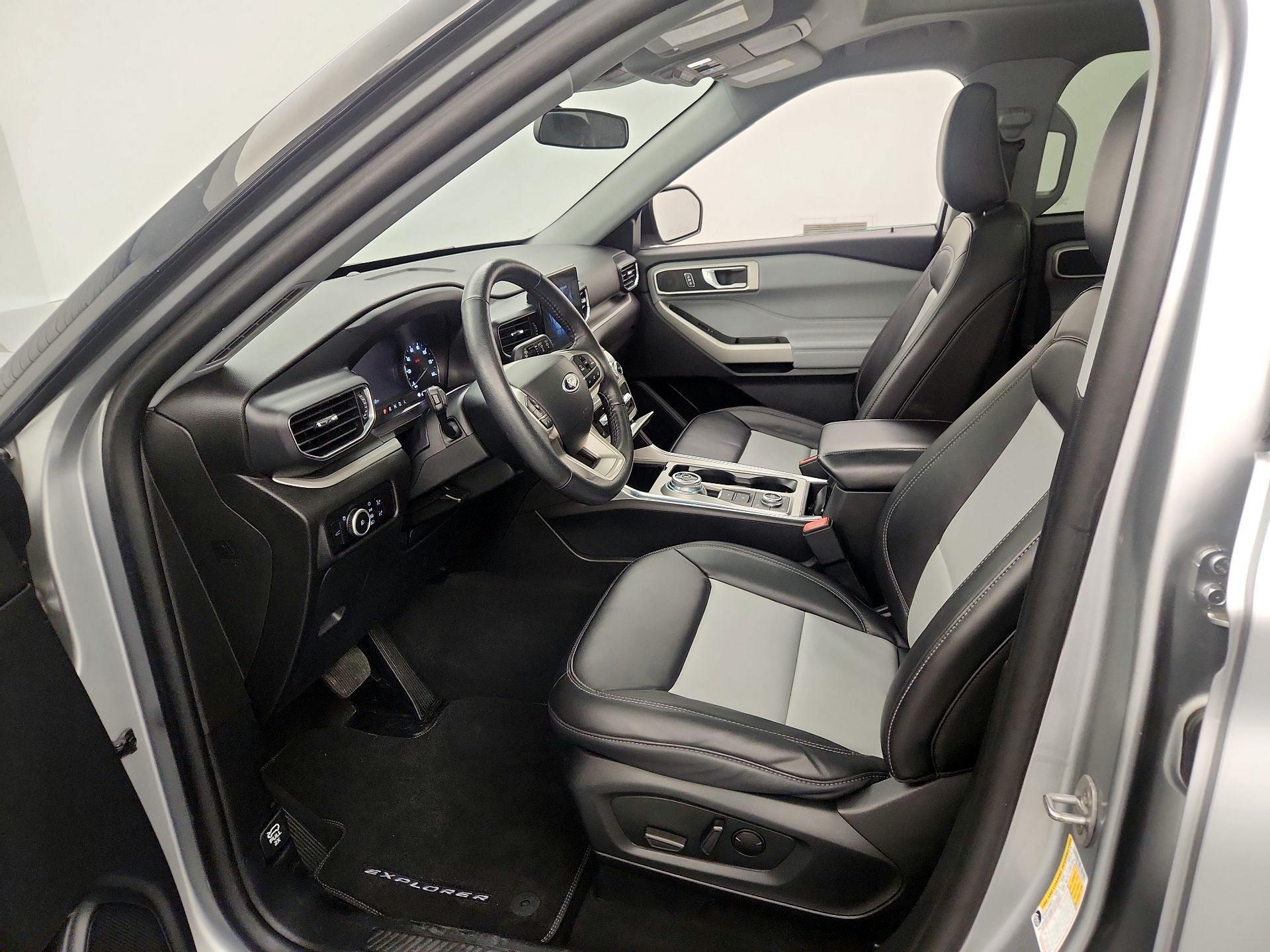 Thumbnail: 2023 Ford Explorer - 11