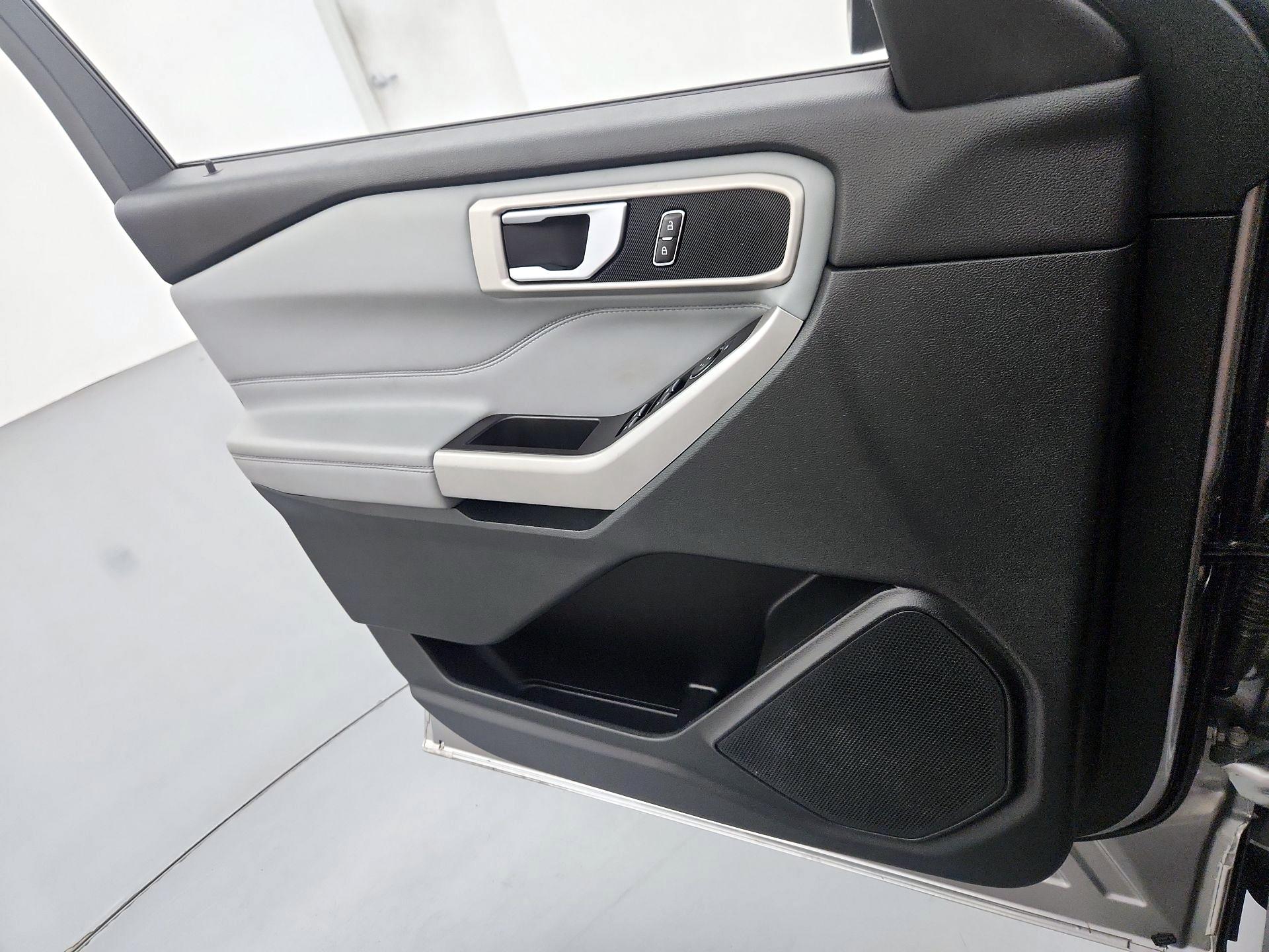 Thumbnail: 2023 Ford Explorer - 12