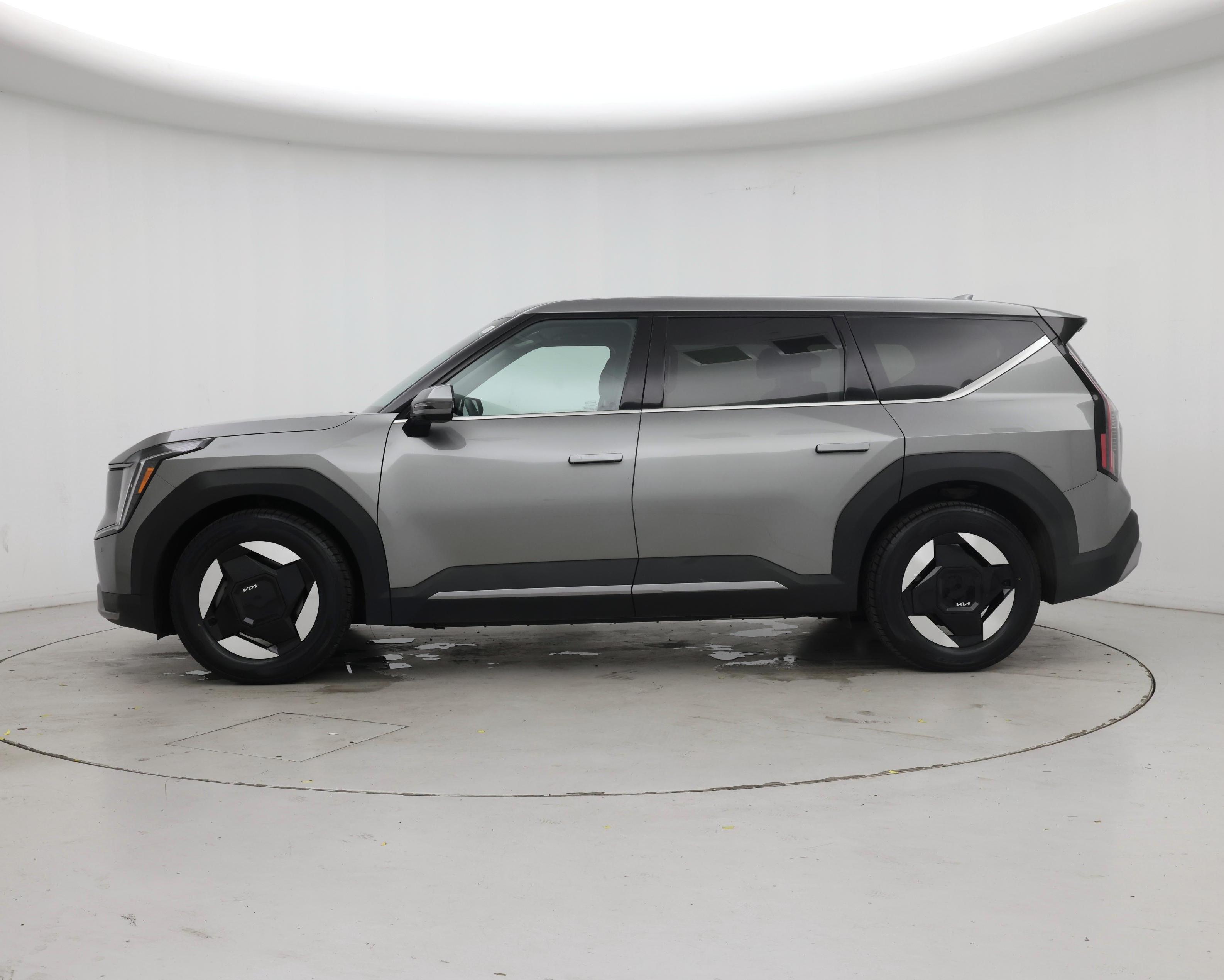 Thumbnail: 2024 Kia EV9 - 3
