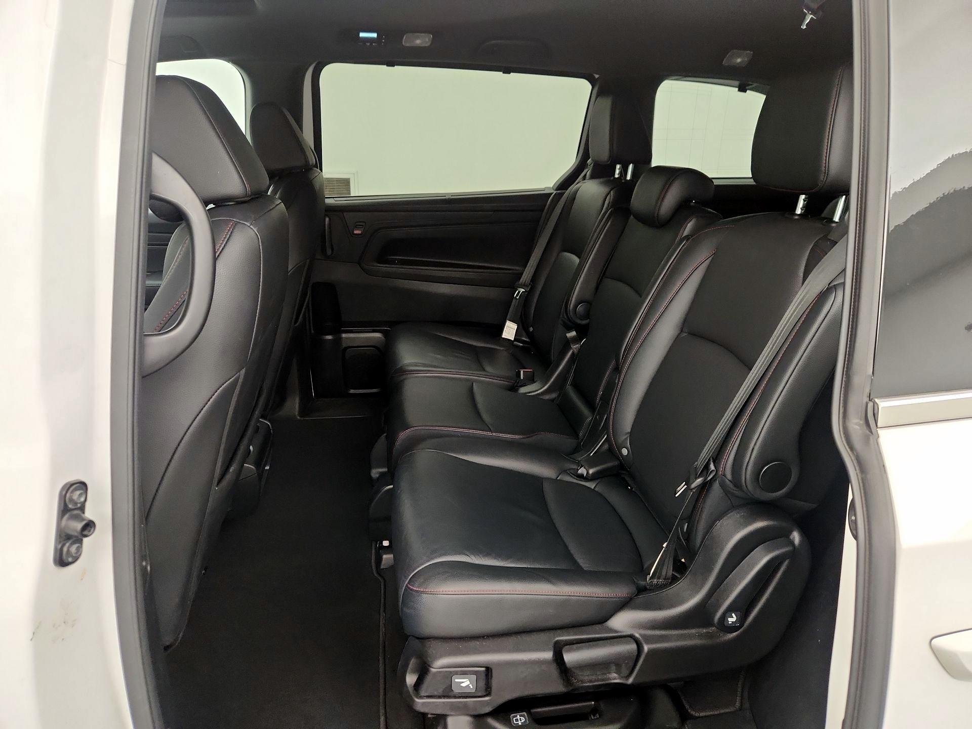 Thumbnail: 2025 Honda Odyssey - 19