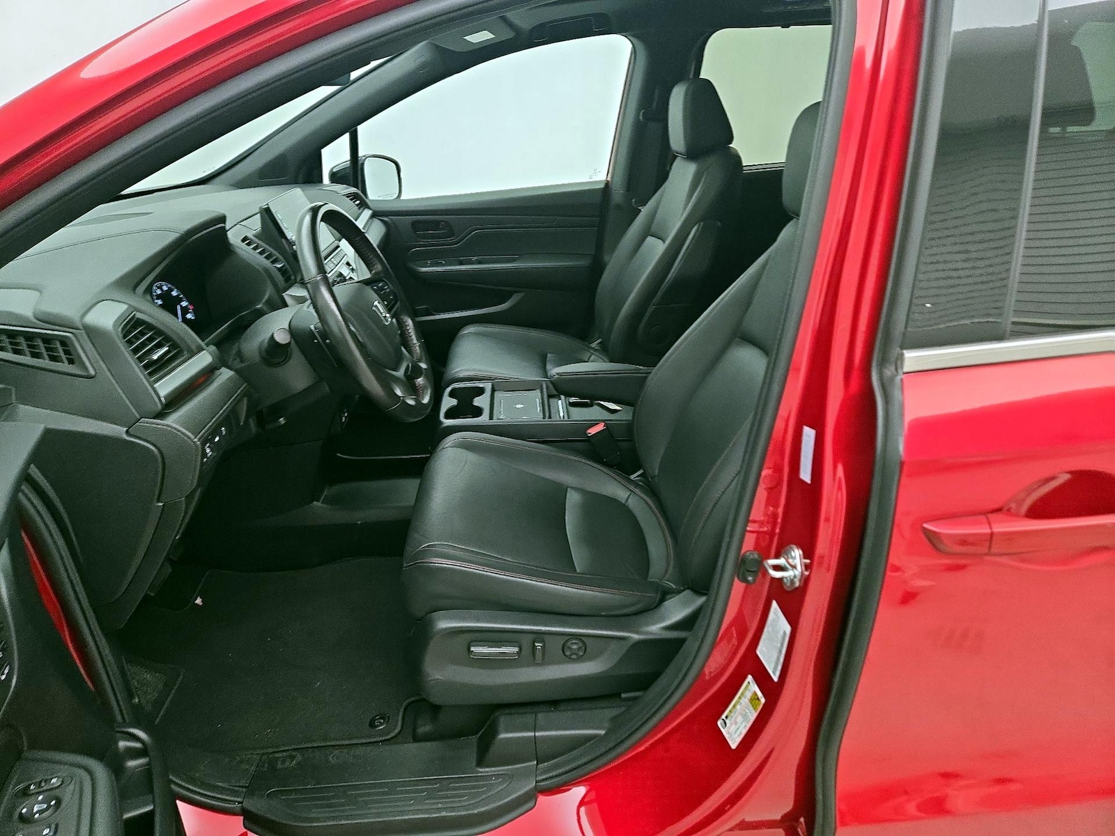 2025 Honda Odyssey Sport L - Photo 12