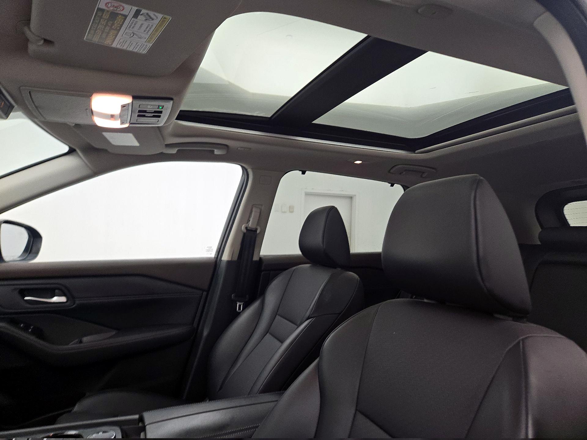 Thumbnail: 2023 Nissan Rogue - 19