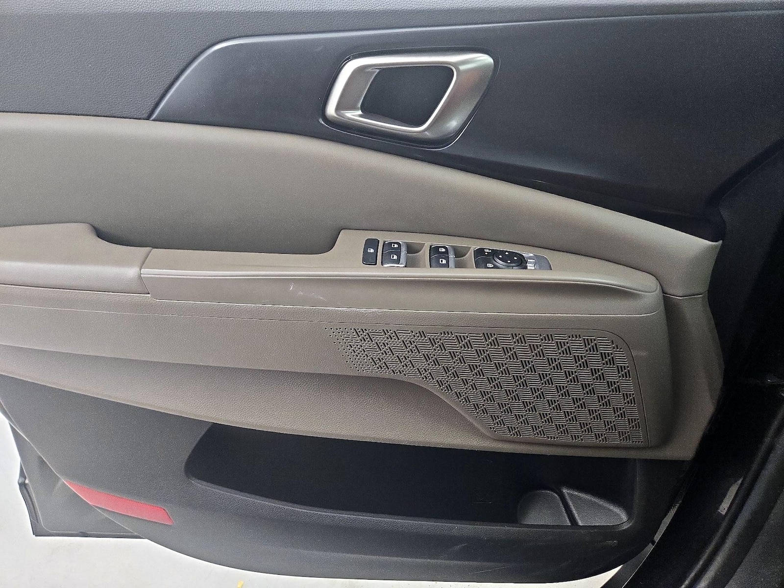 2025 Kia Carnival LXS - Photo 13