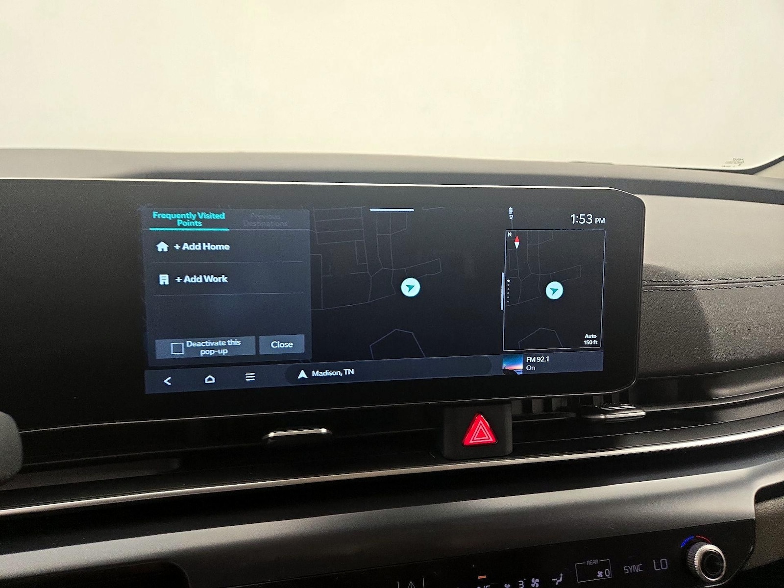 2025 Kia Carnival LXS - Photo 15