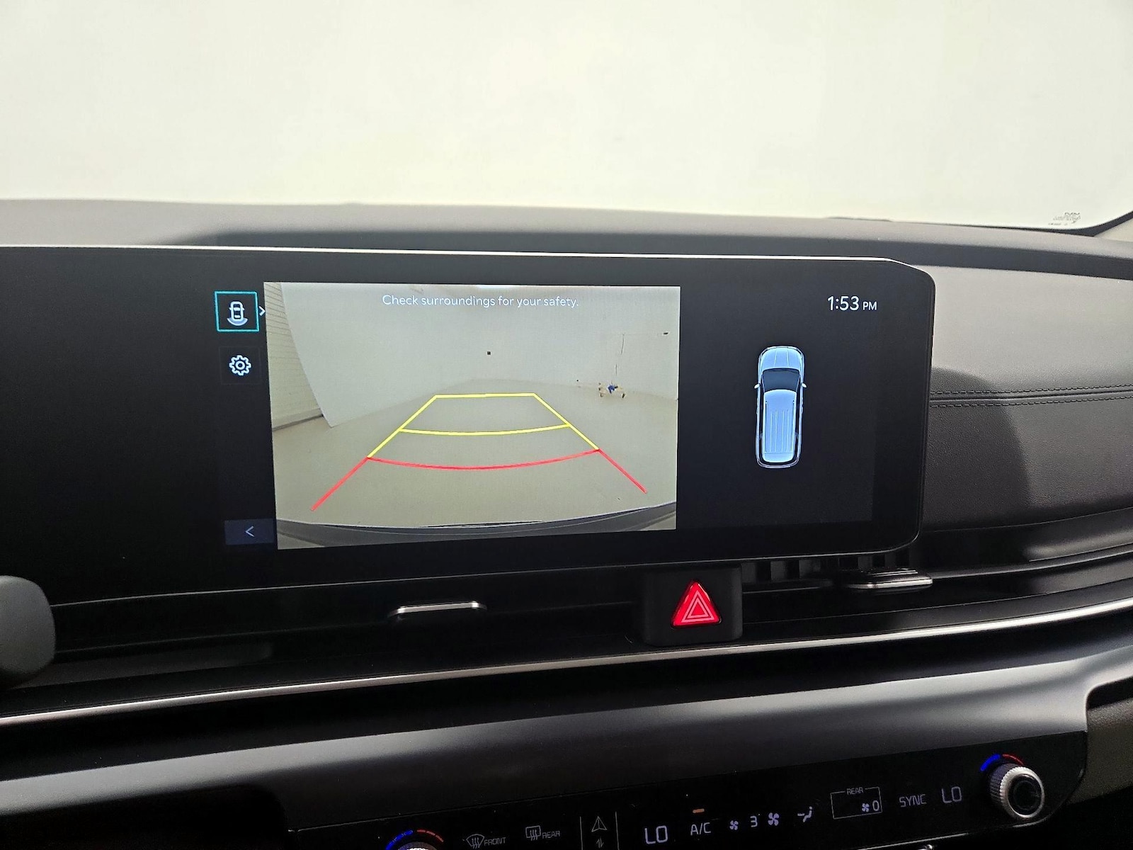2025 Kia Carnival LXS - Photo 16