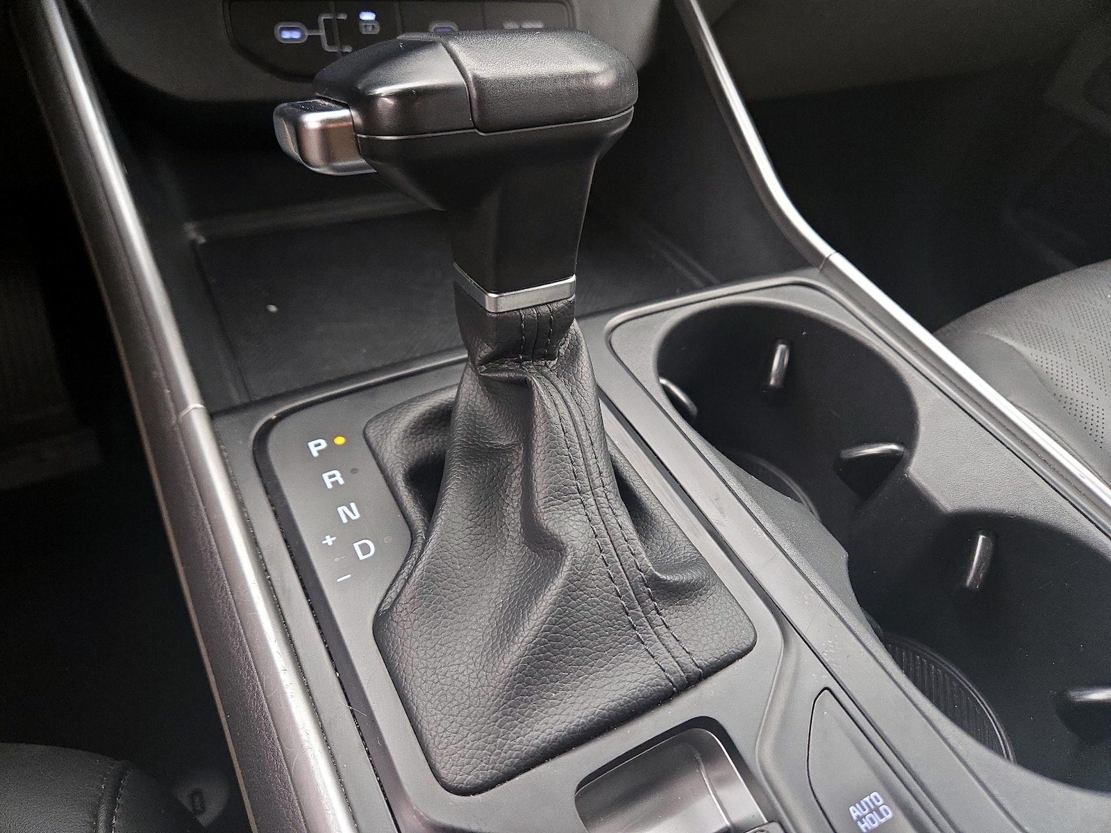 2025 Kia Carnival LXS - Photo 19