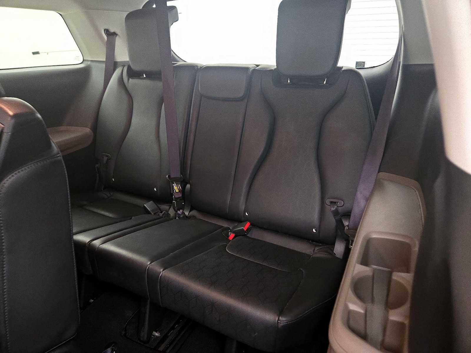 2025 Kia Carnival LXS - Photo 22