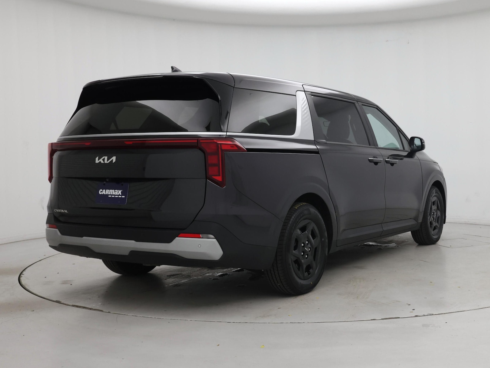 2025 Kia Carnival LXS - Photo 9