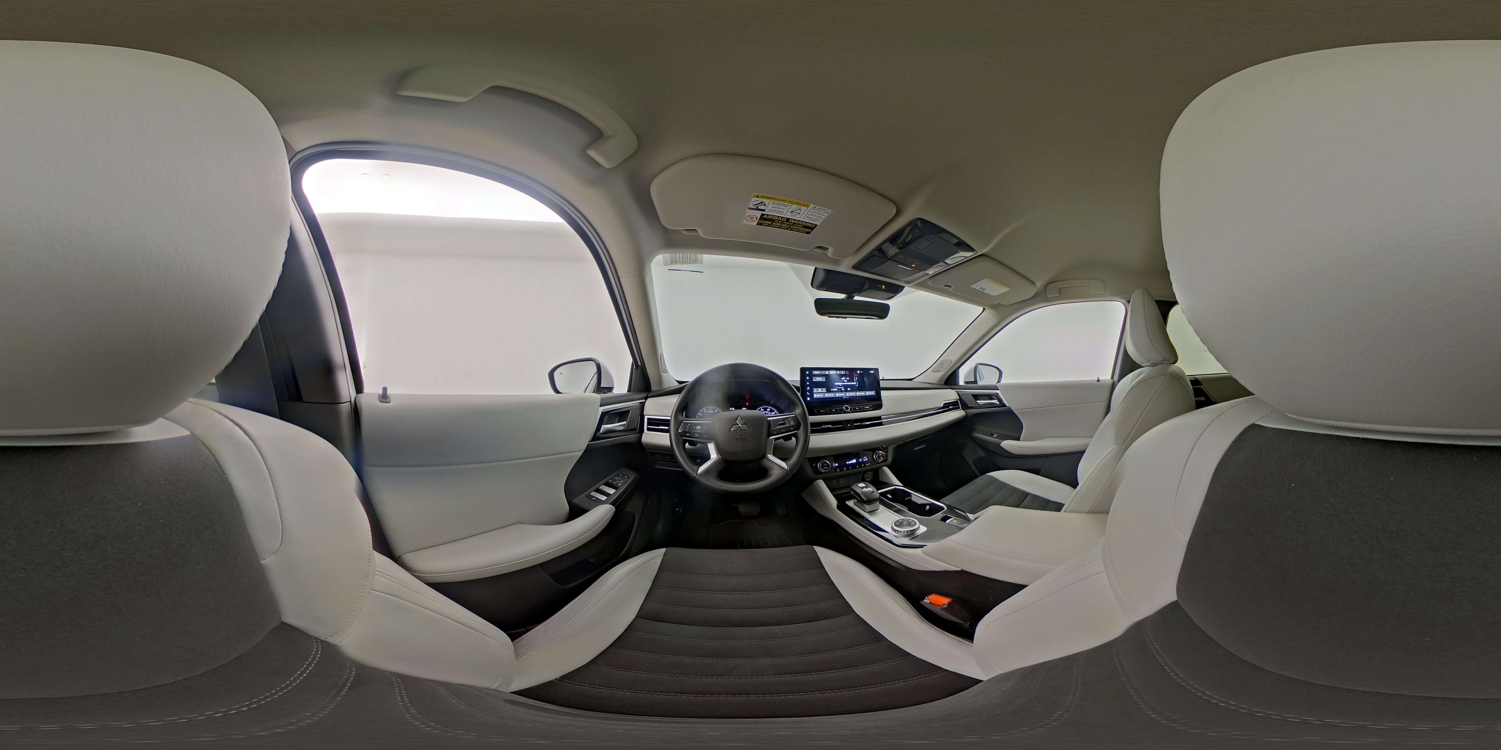 2025 Mitsubishi Outlander SE - Photo 30
