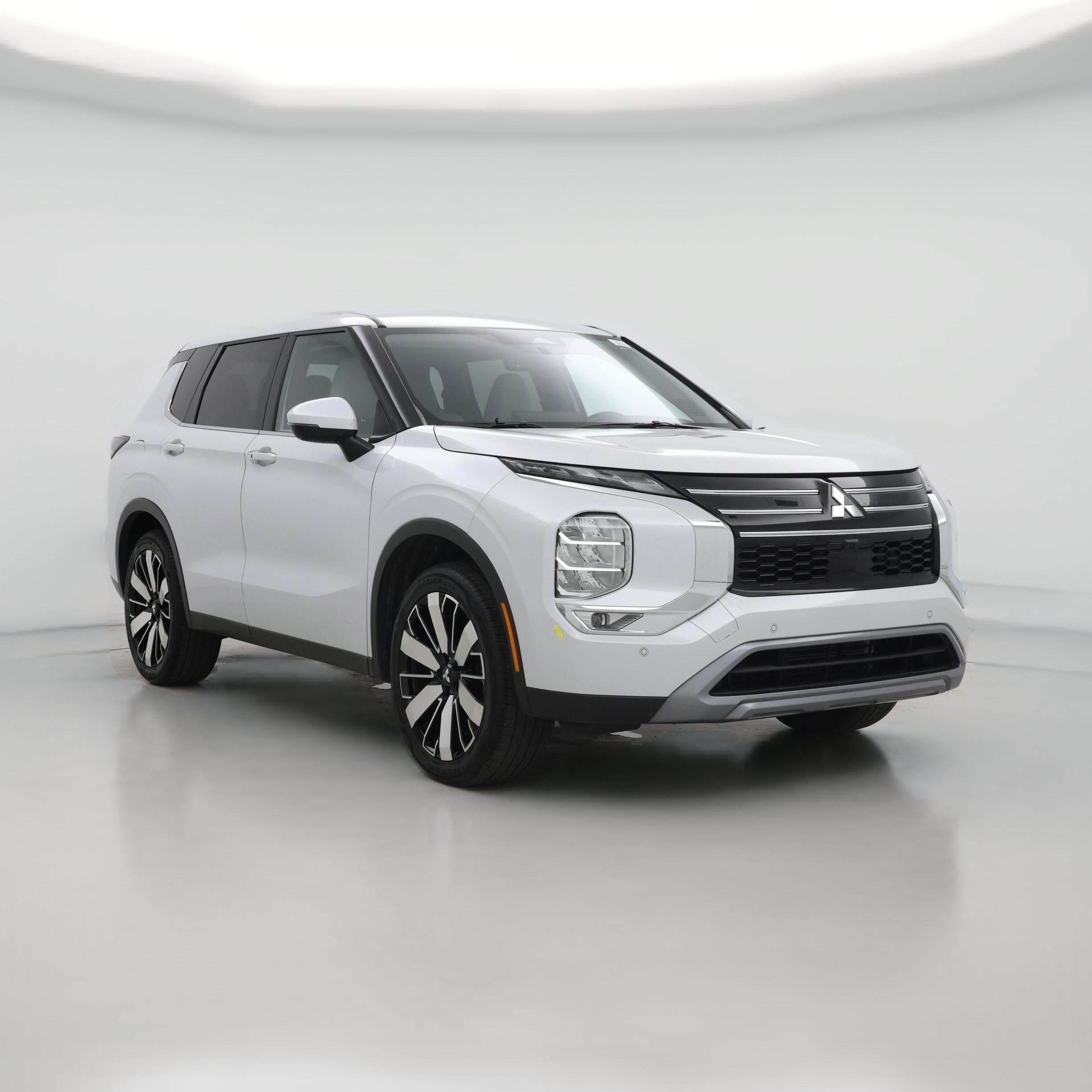 Thumbnail: 2025 Mitsubishi Outlander - 1