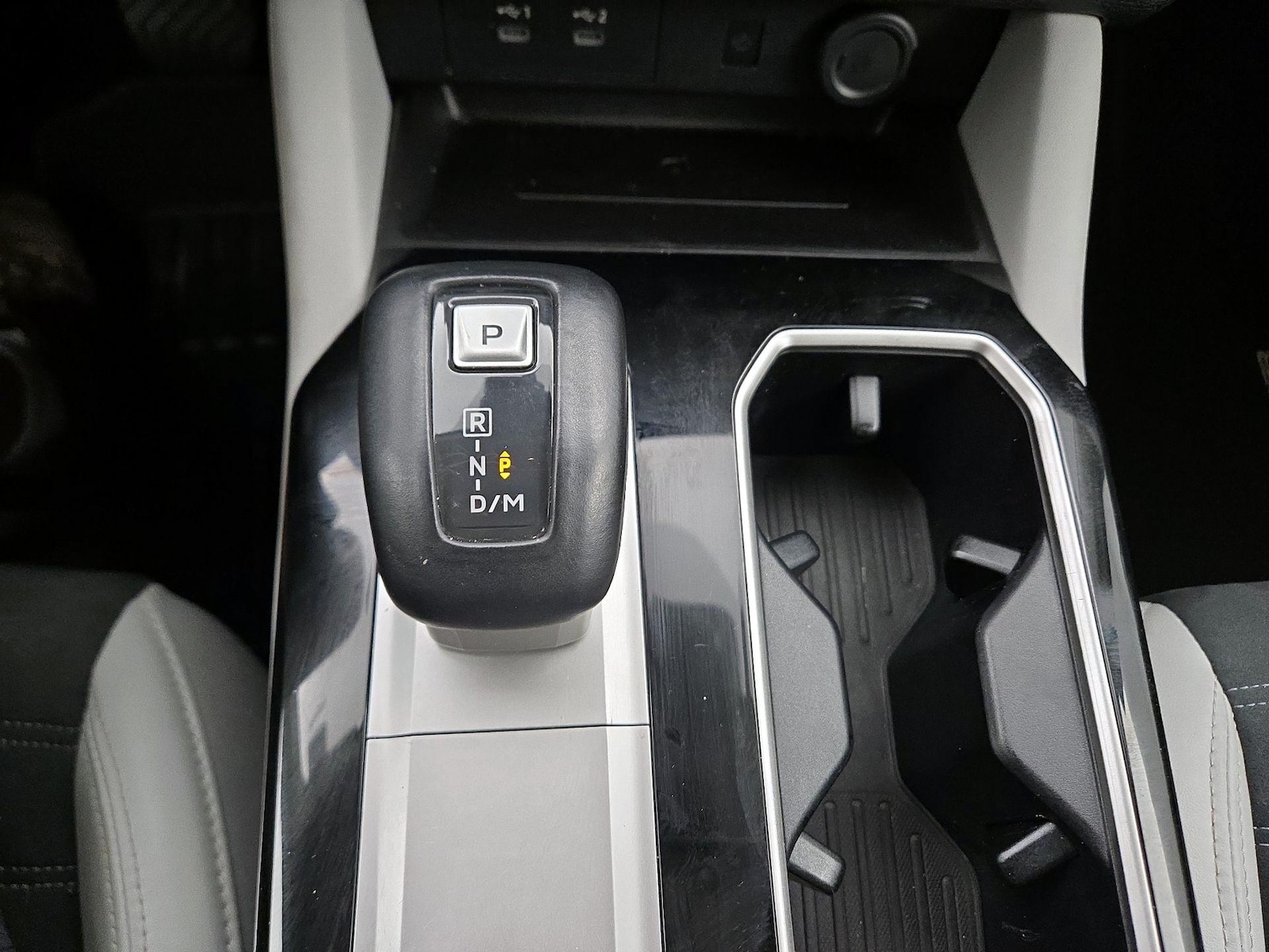 2025 Mitsubishi Outlander SE - Photo 19