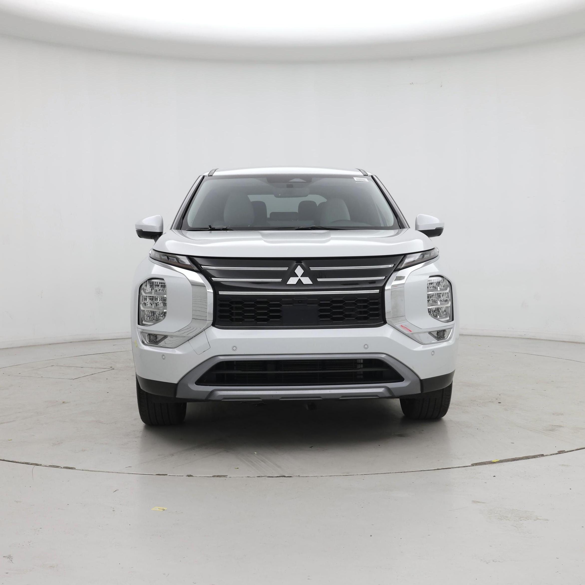 Thumbnail: 2025 Mitsubishi Outlander - 5