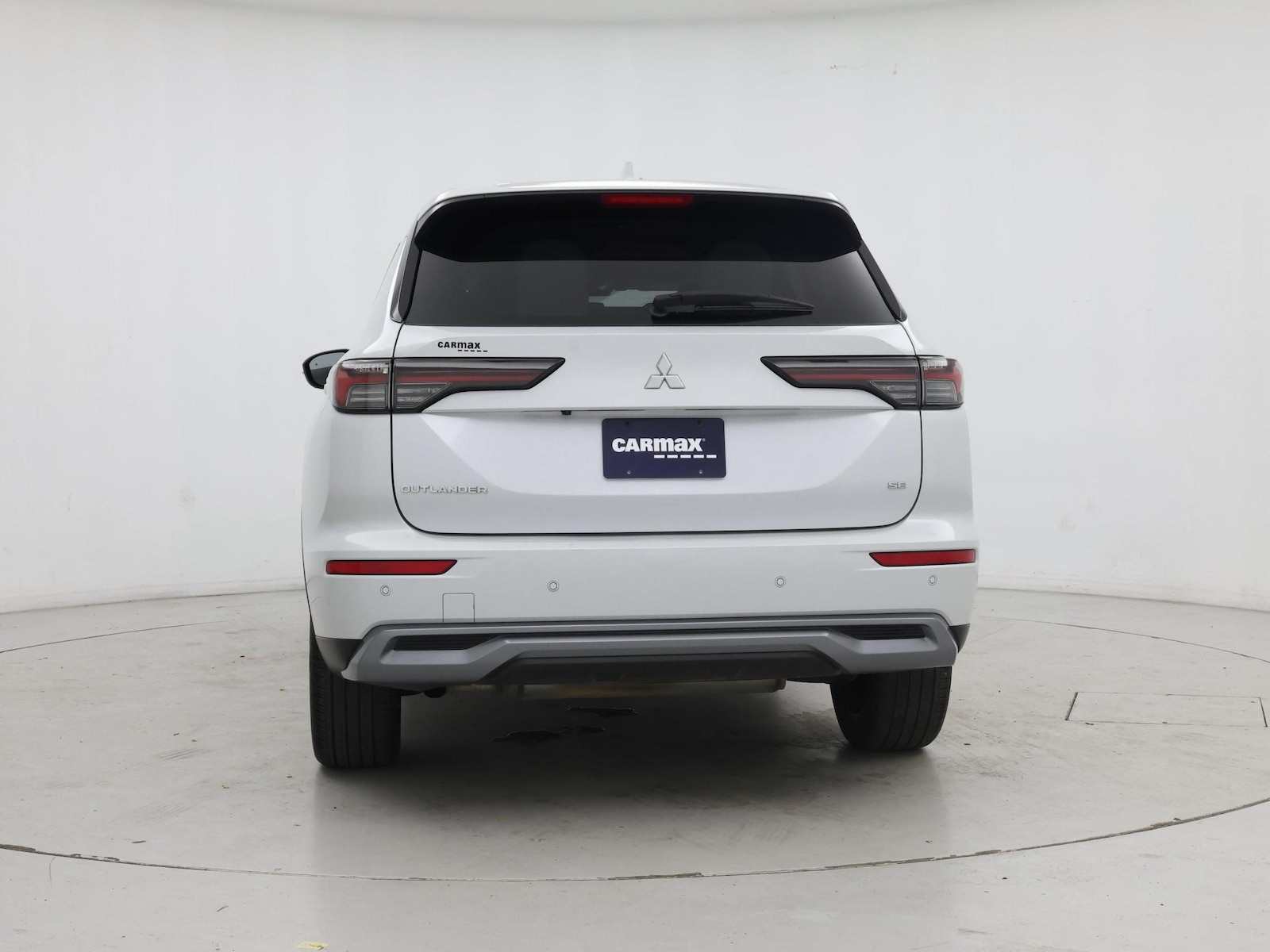 2025 Mitsubishi Outlander SE - Photo 7