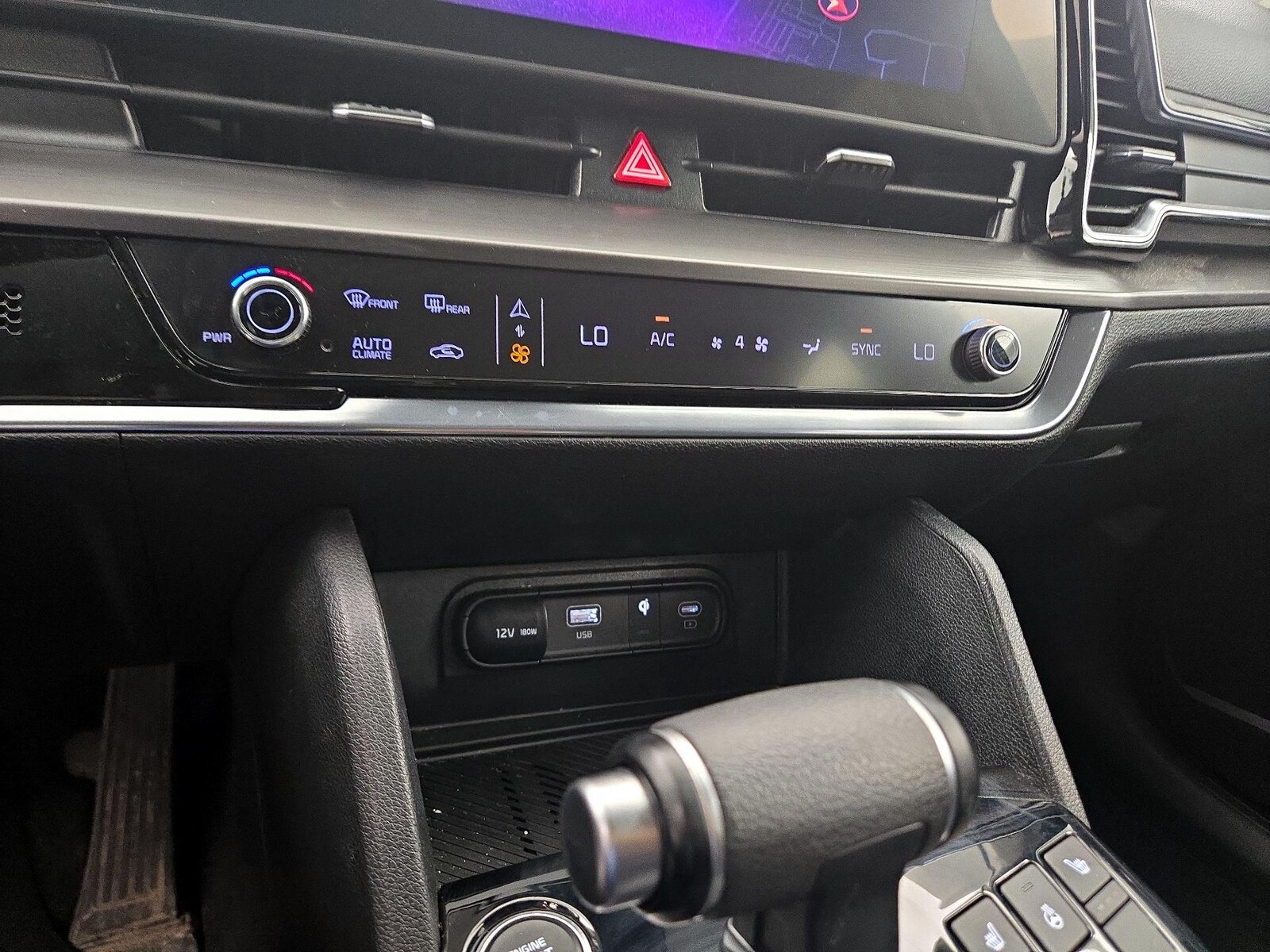 2023 Kia Sportage EX - Photo 9