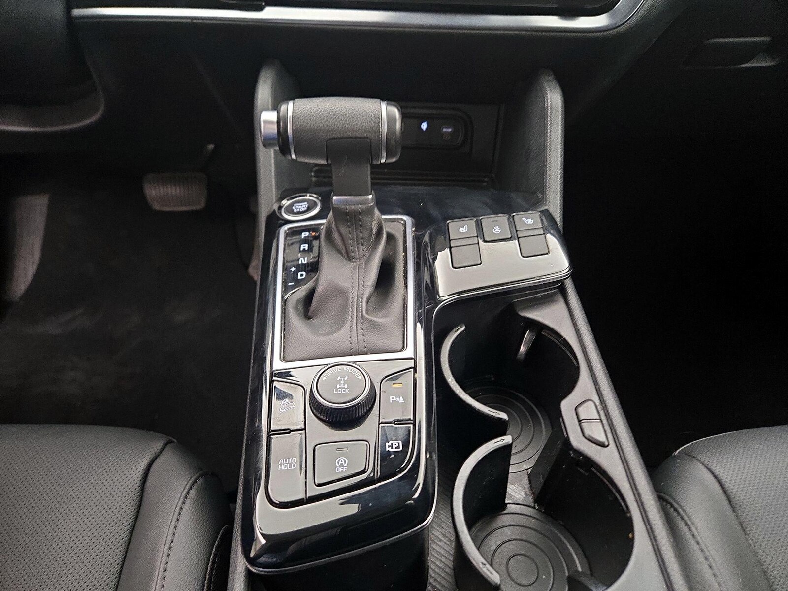 2023 Kia Sportage EX - Photo 10