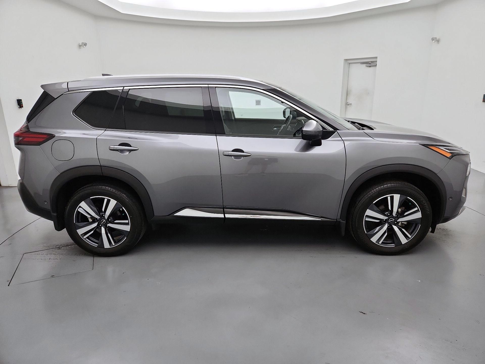 Thumbnail: 2023 Nissan Rogue - 4