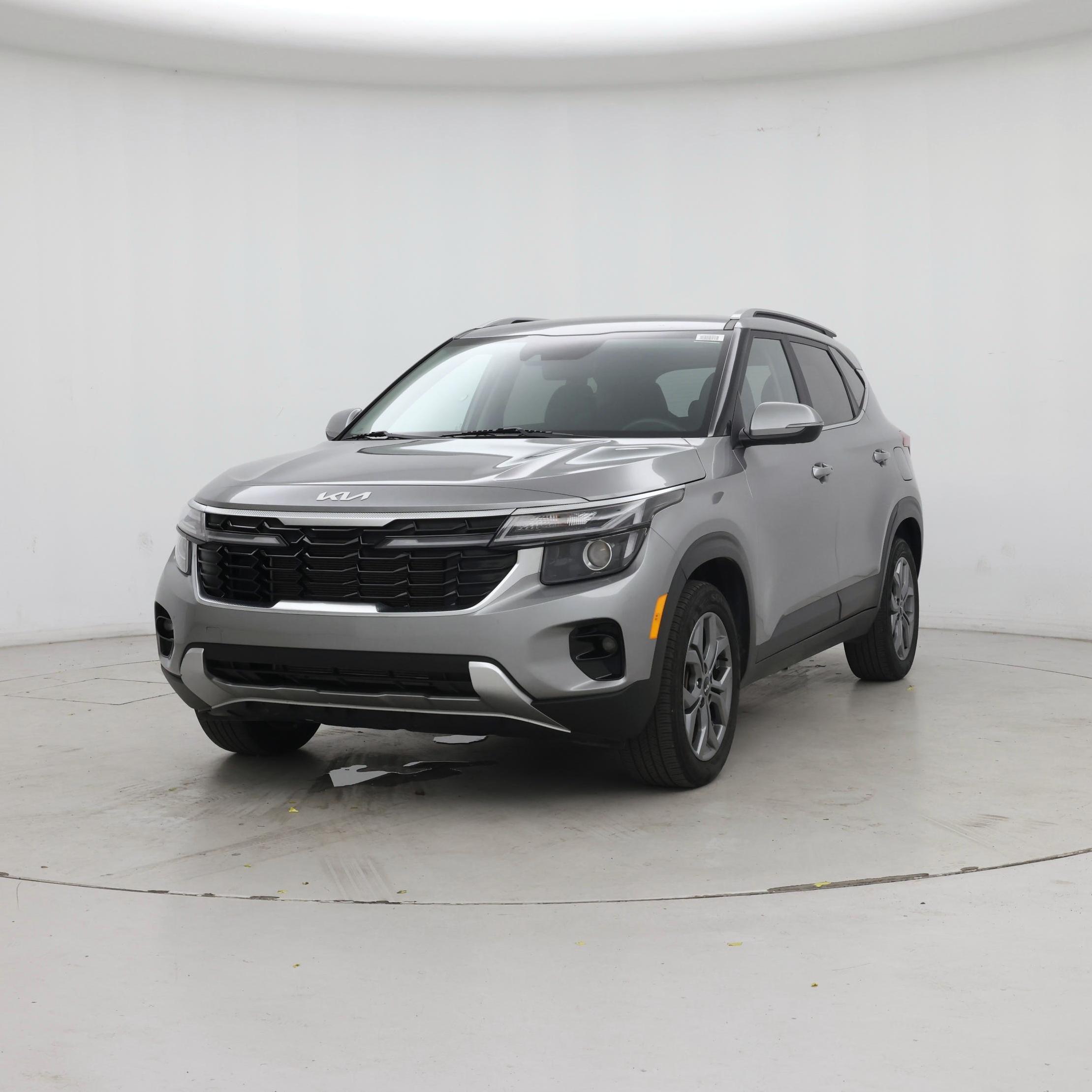 Thumbnail: 2024 Kia Seltos - 4