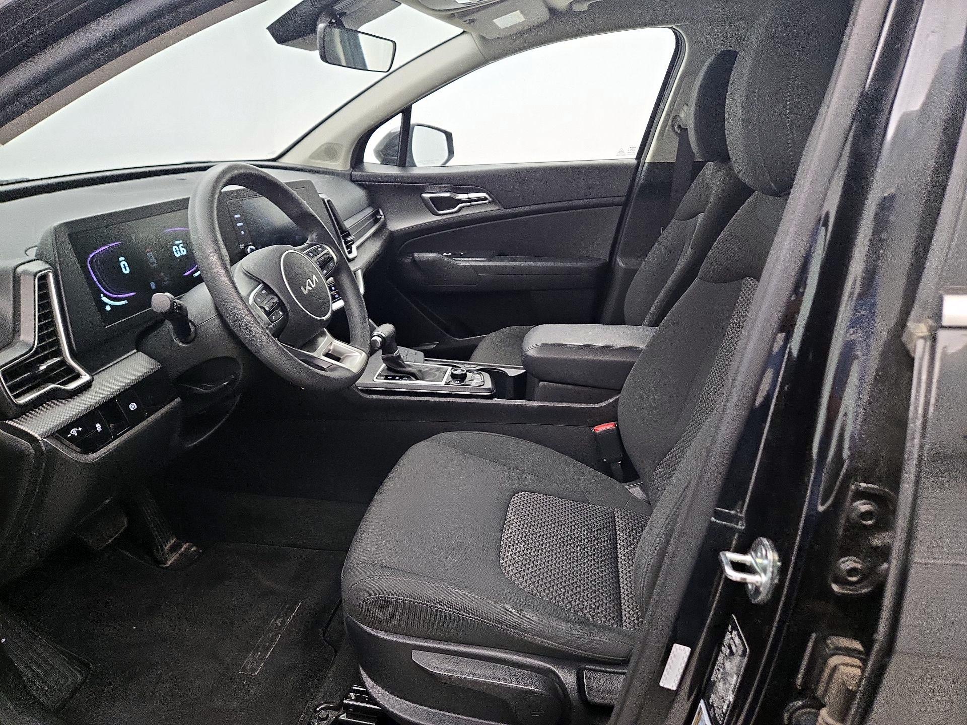 Thumbnail: 2023 Kia Sportage - 11