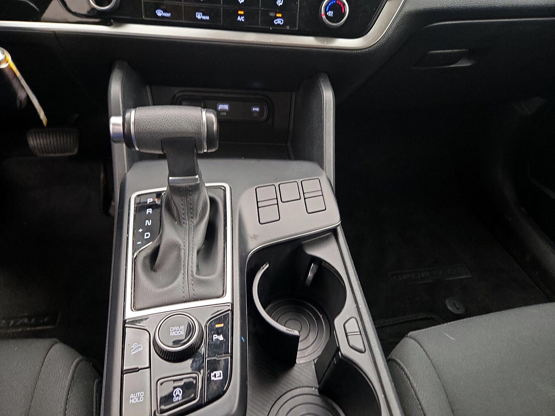 Thumbnail: 2023 Kia Sportage - 17