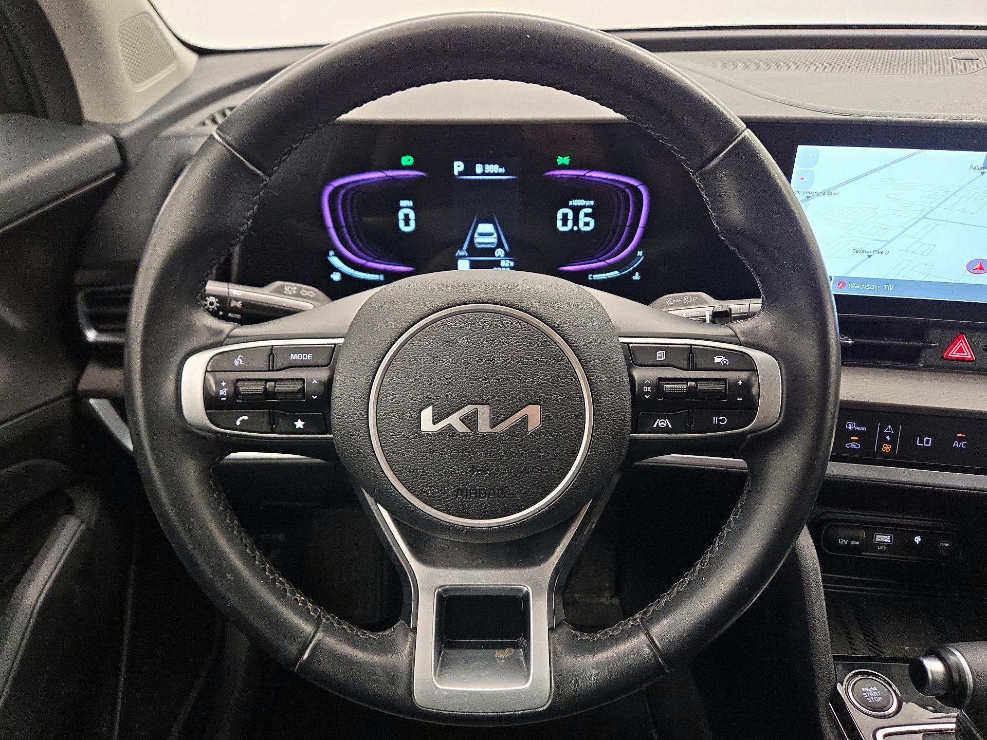 Thumbnail: 2023 Kia Sportage - 10