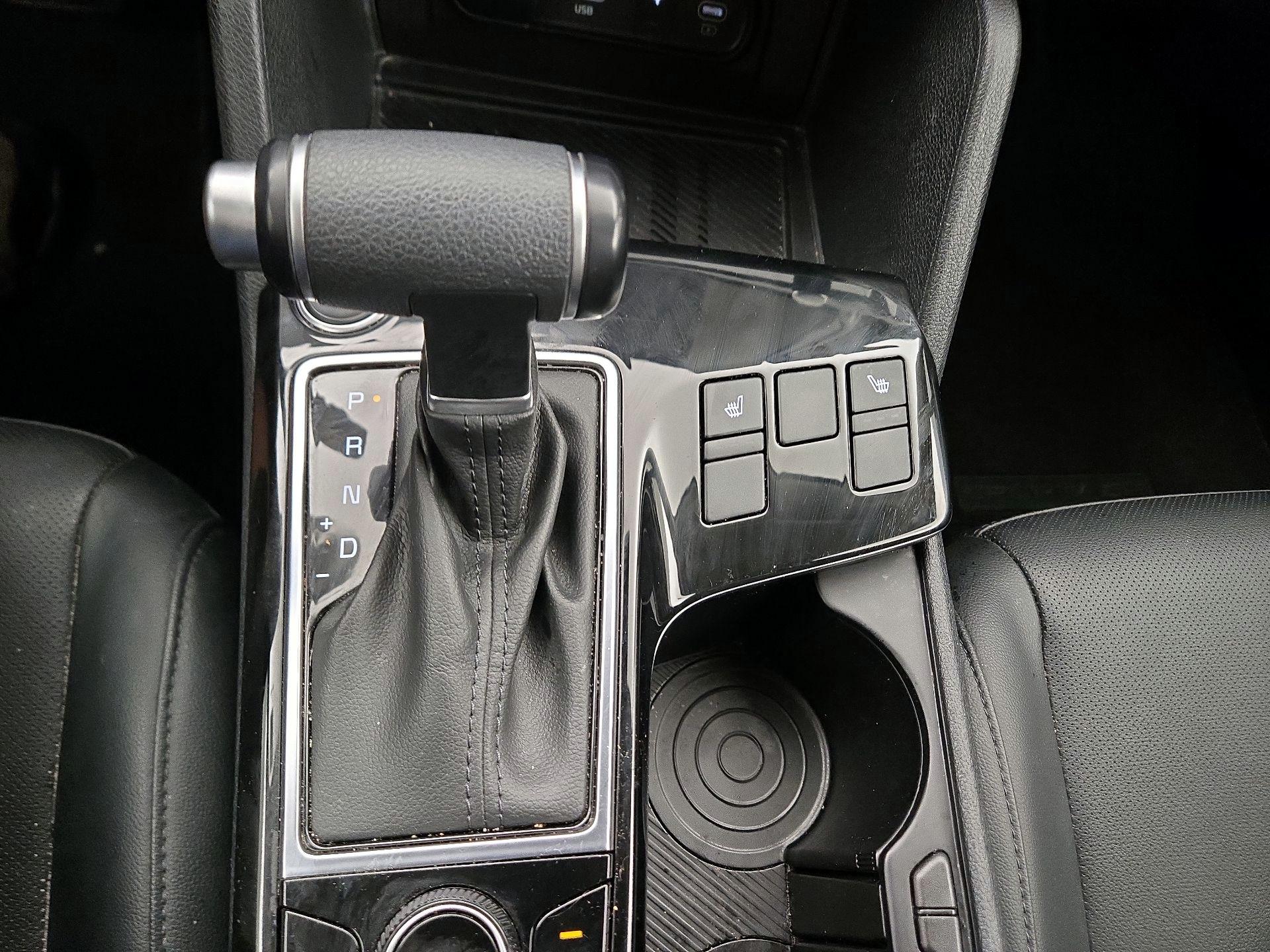 Thumbnail: 2023 Kia Sportage - 18