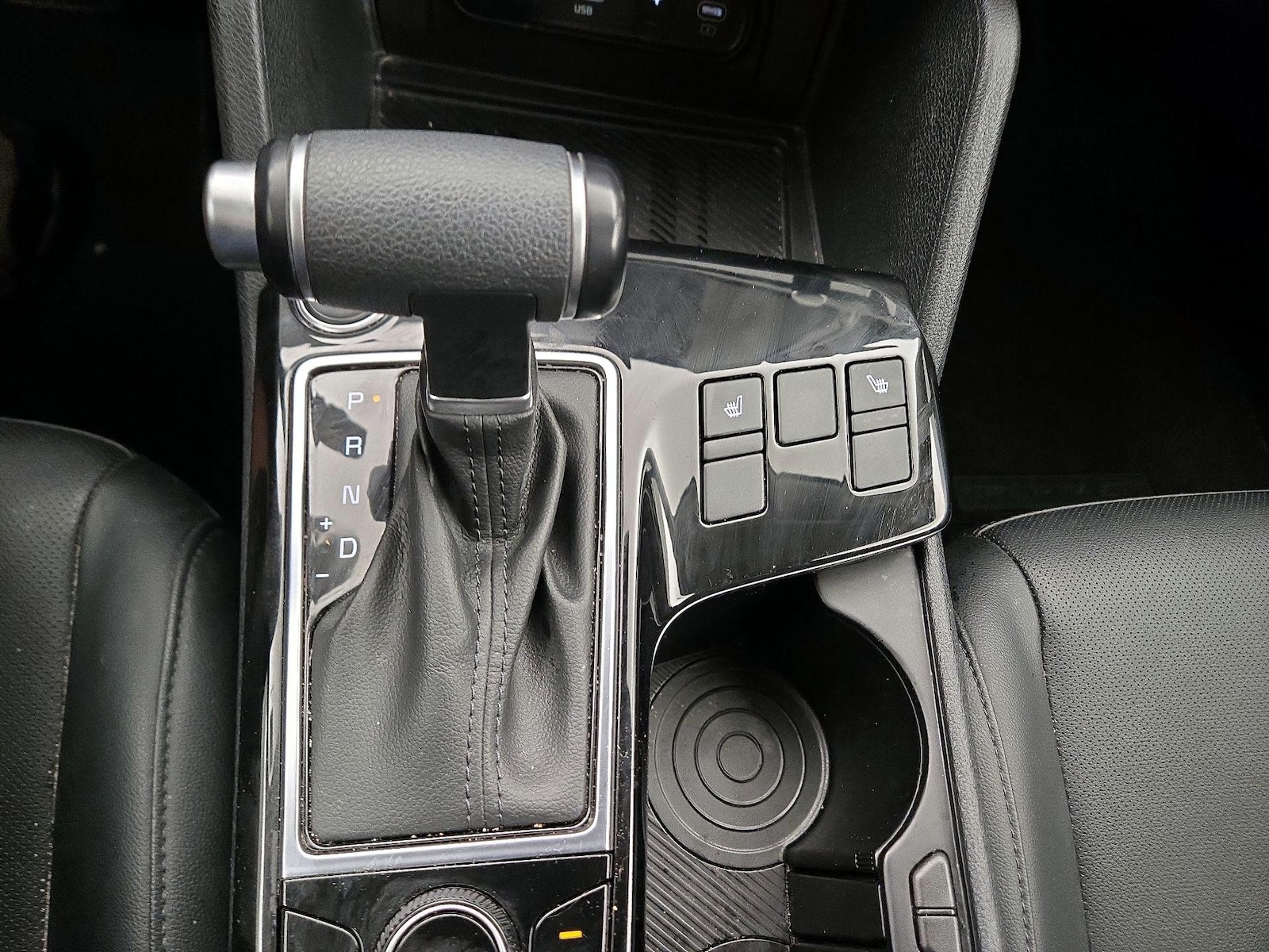 2023 Kia Sportage EX - Photo 19