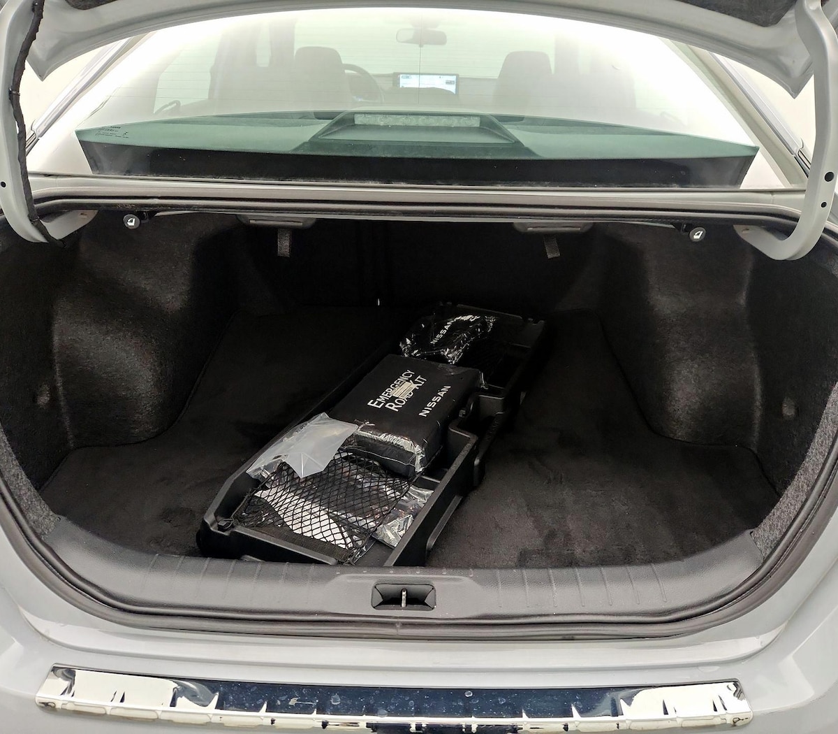 Trunk/Cargo (Seats Up)