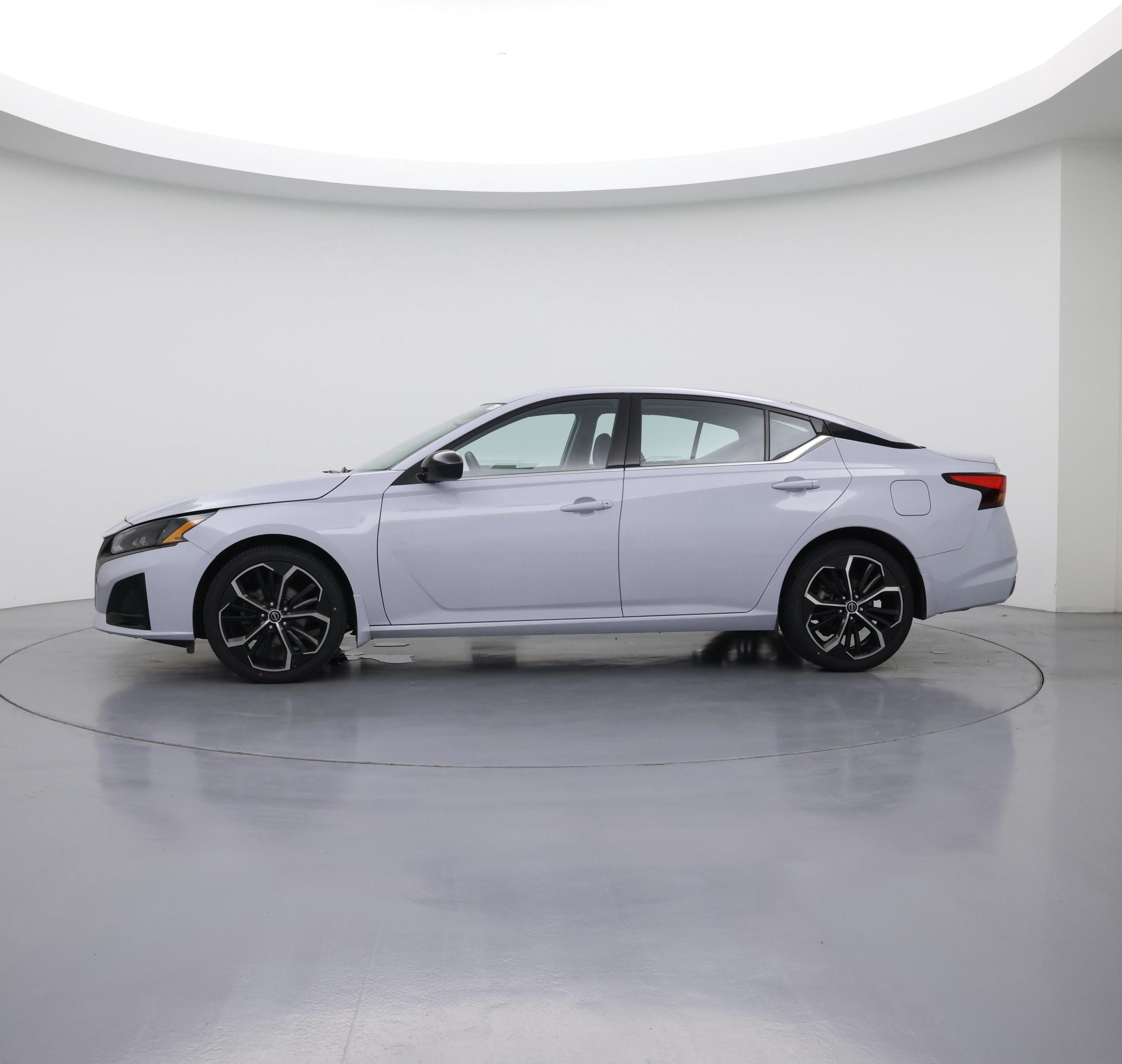 Thumbnail: 2023 Nissan Altima - 3