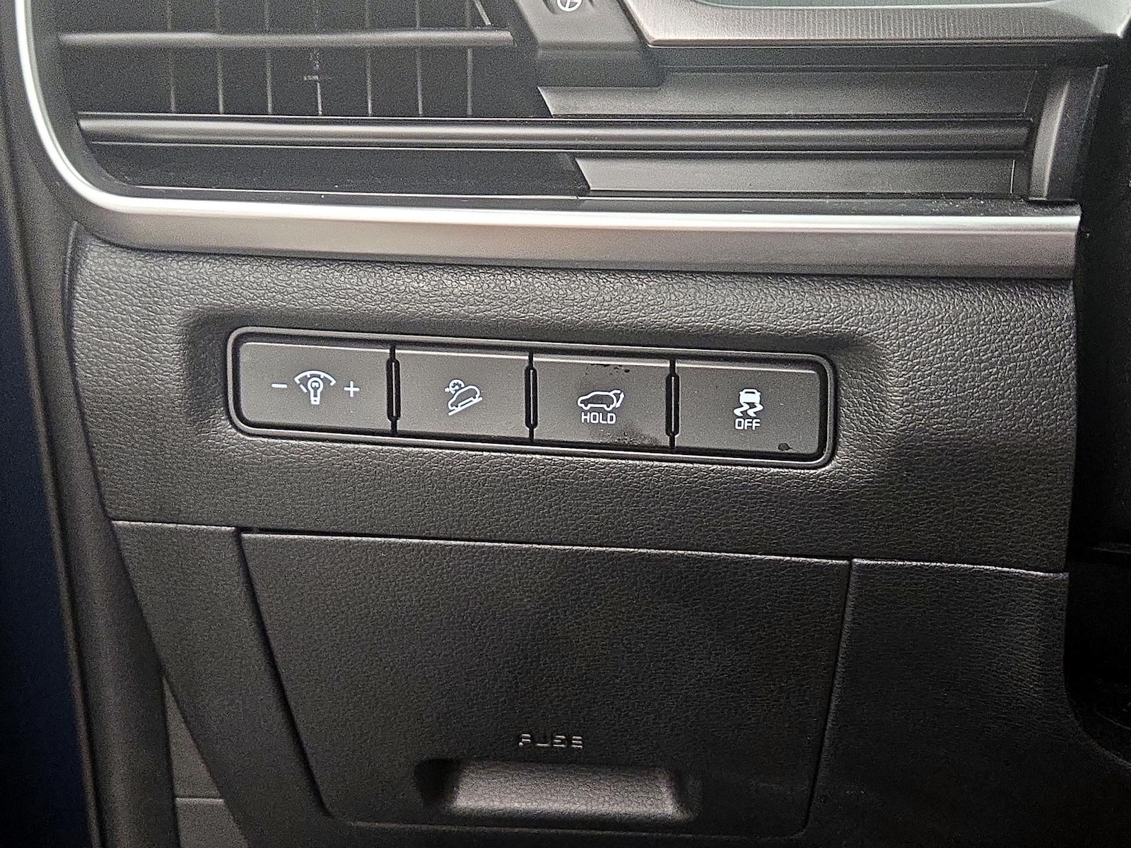 2025 Kia Telluride S - Photo 14