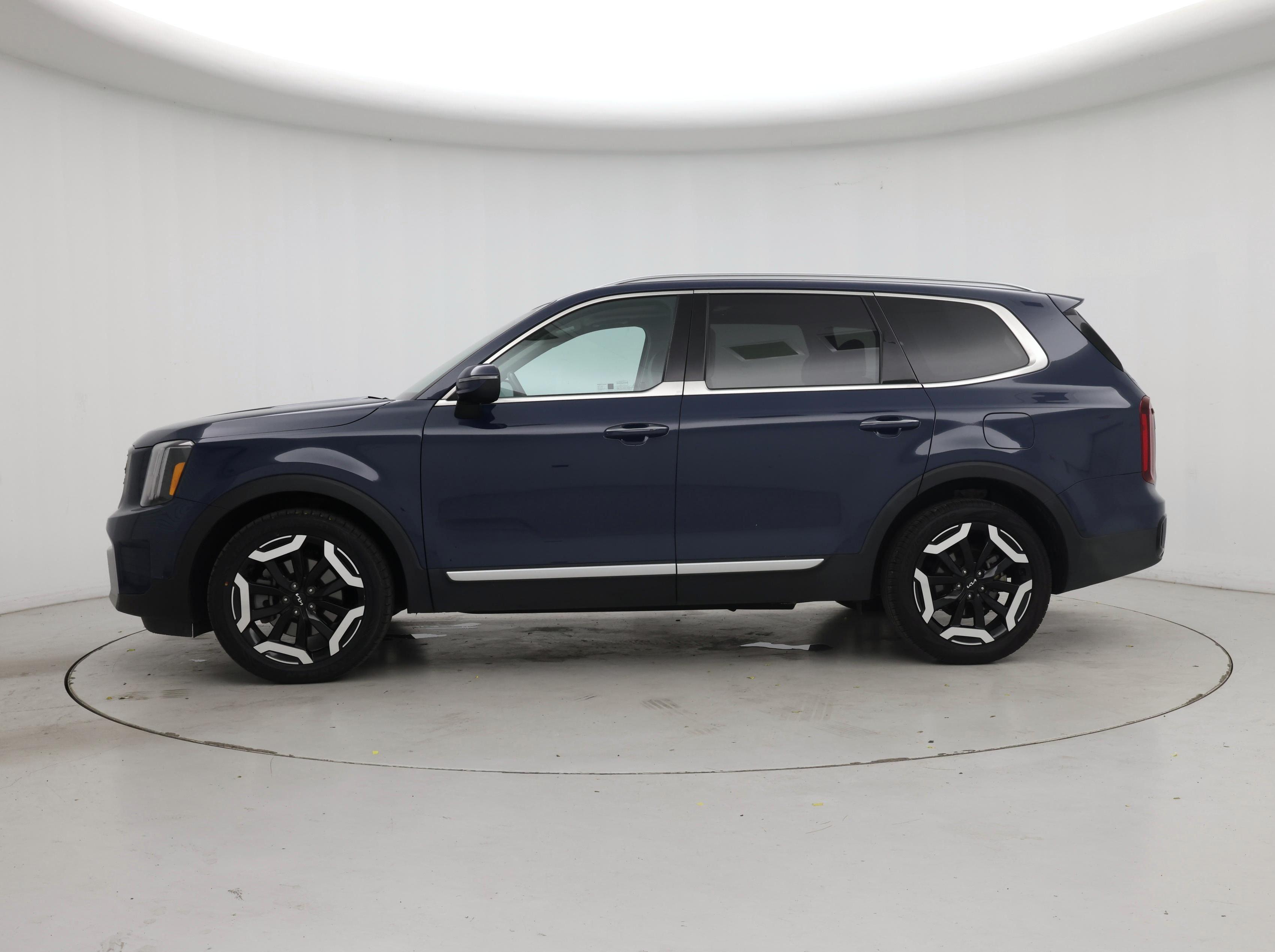 Thumbnail: 2025 Kia Telluride - 3