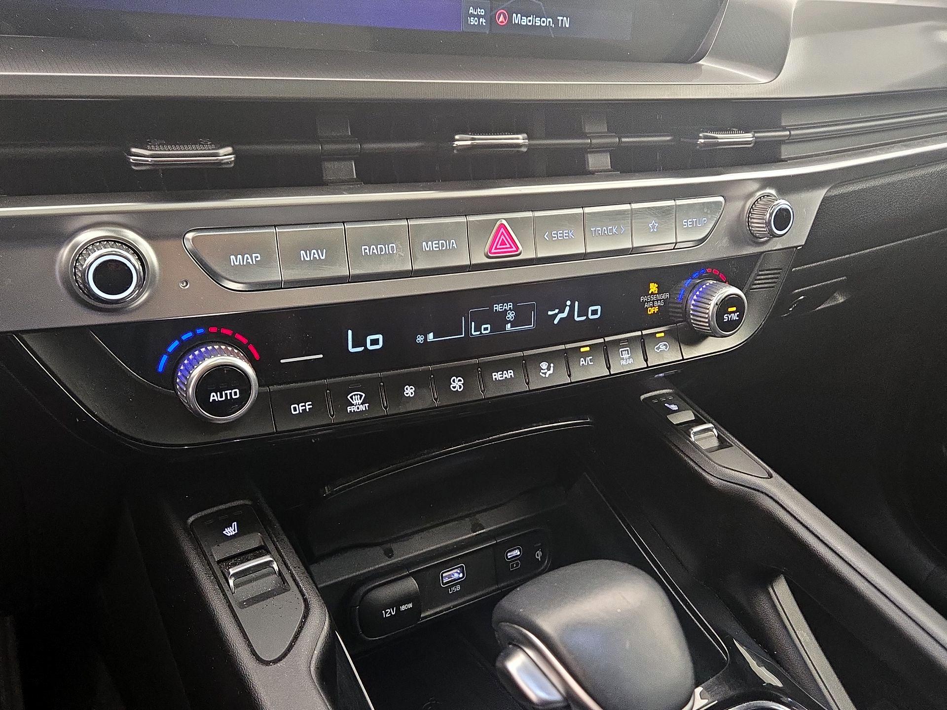 Thumbnail: 2025 Kia Telluride - 17