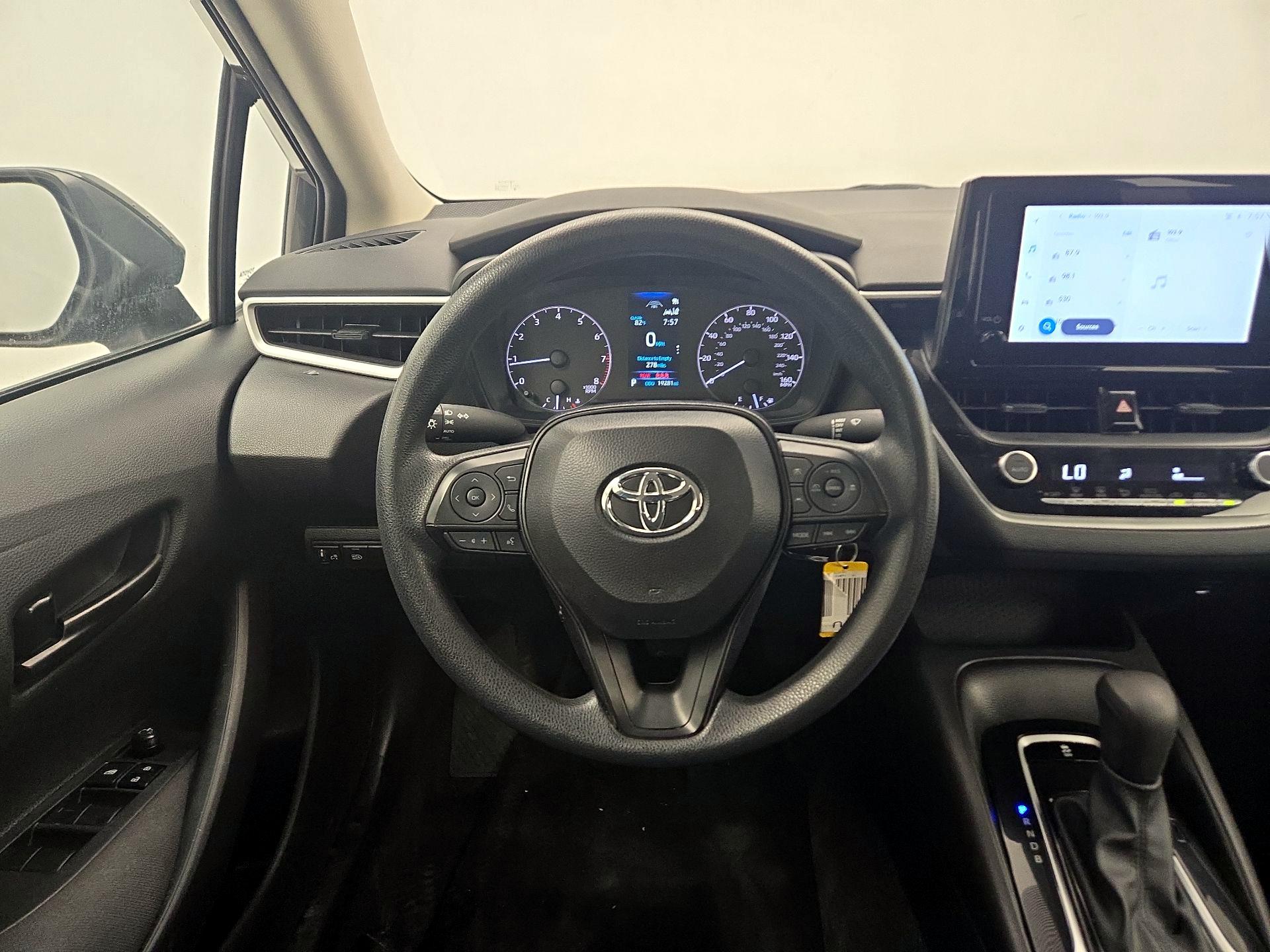 Thumbnail: 2025 Toyota Corolla - 10