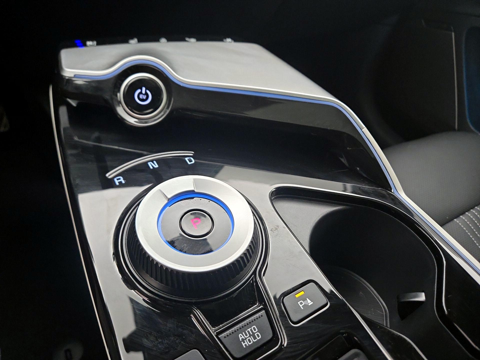 Thumbnail: 2024 Kia EV6 - 18