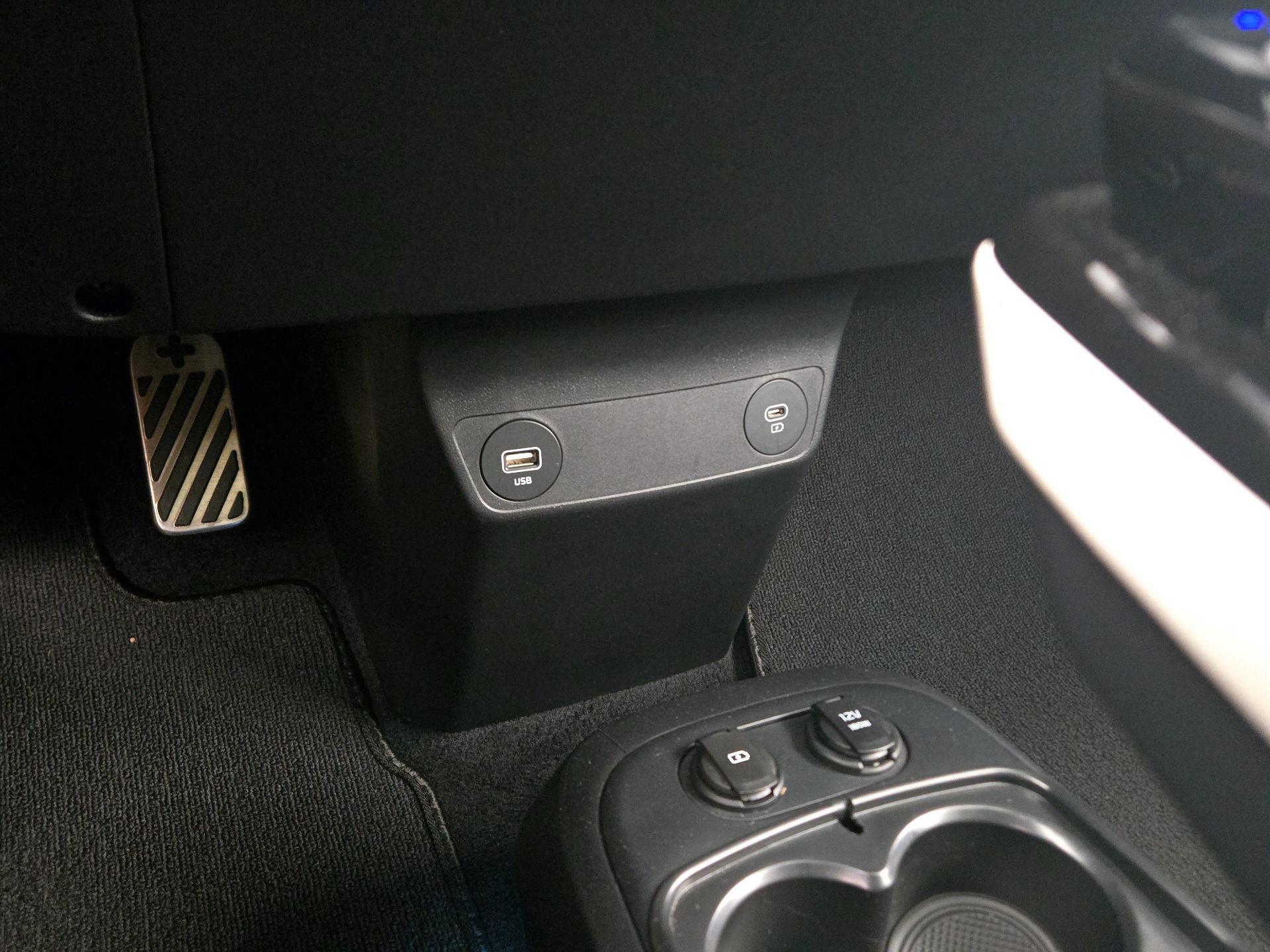 Thumbnail: 2024 Kia EV6 - 19