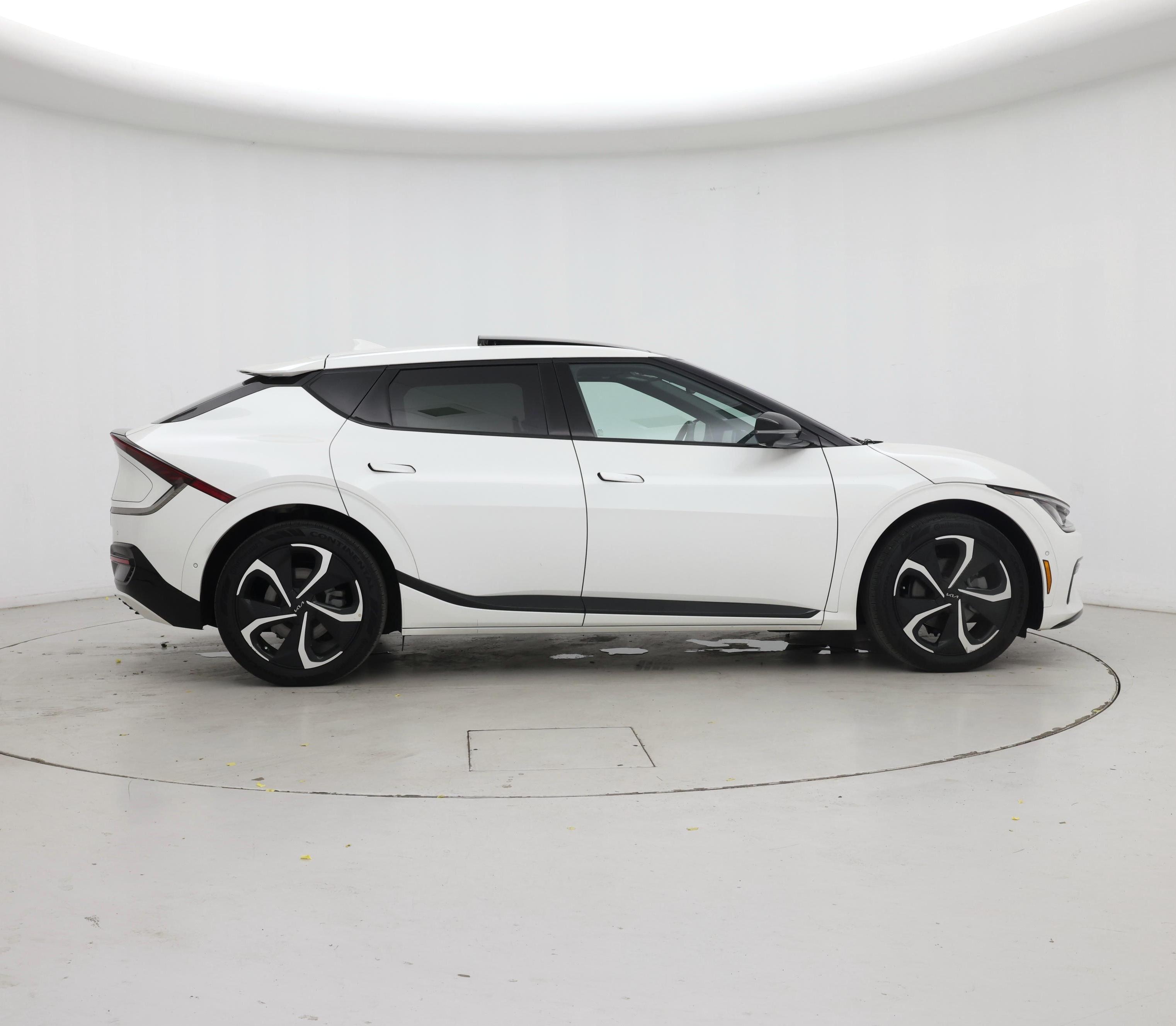Thumbnail: 2024 Kia EV6 - 7