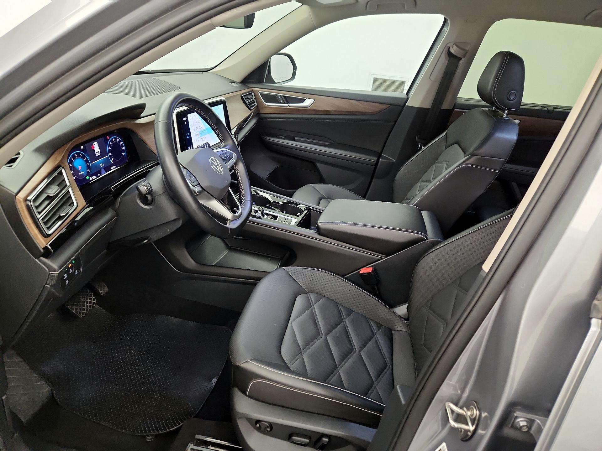 Thumbnail: 2025 Volkswagen Atlas - 11