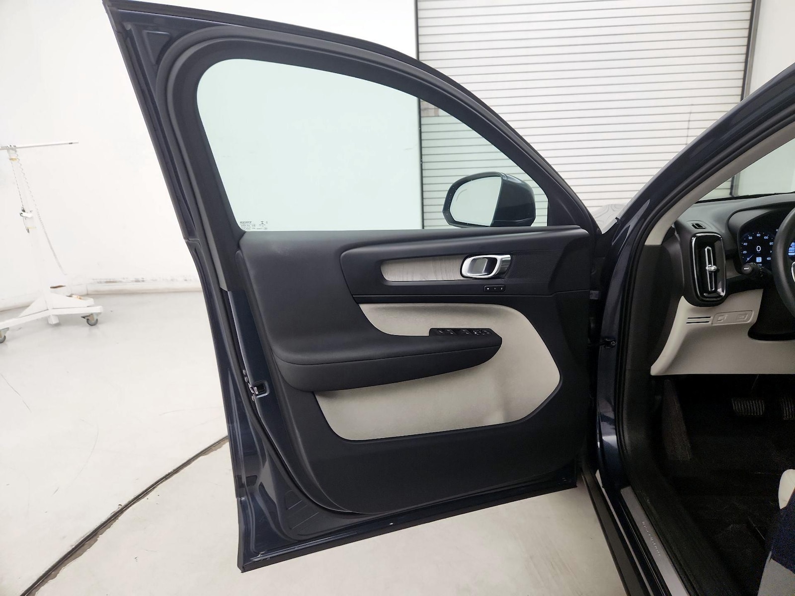 2020 Volvo XC40 Inscription - Photo 11