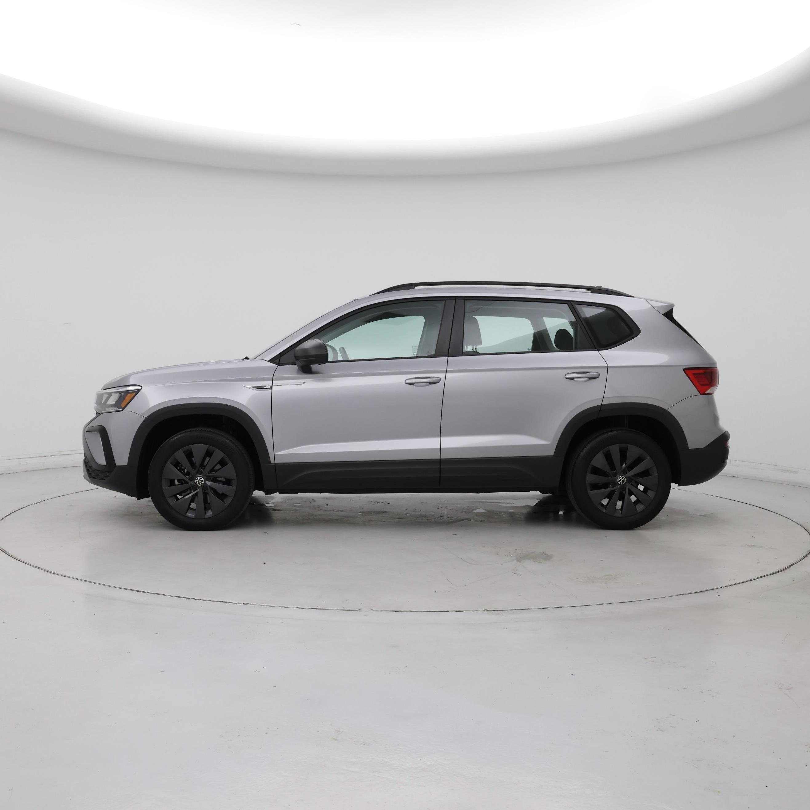Thumbnail: 2023 Volkswagen Taos - 3
