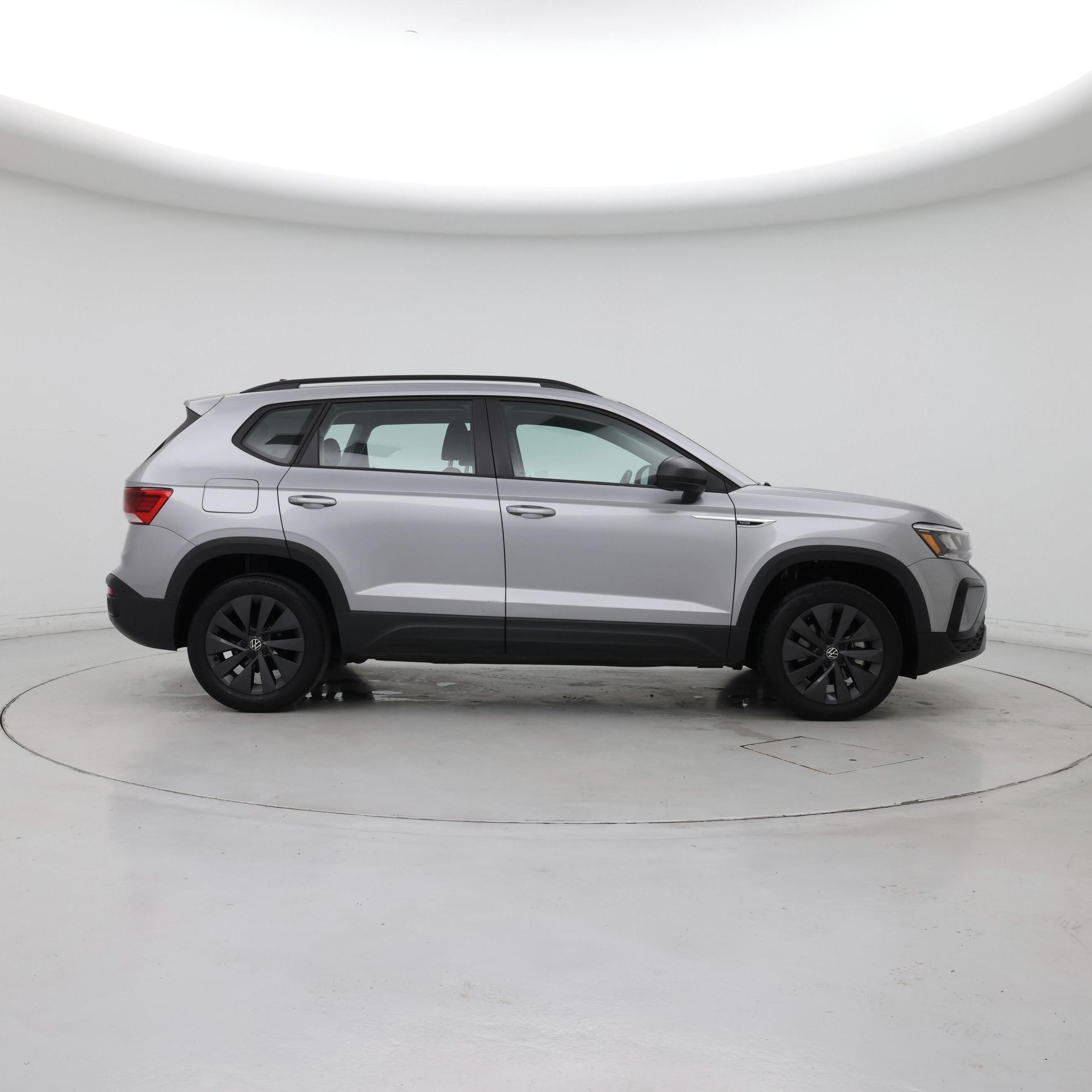 Thumbnail: 2023 Volkswagen Taos - 7