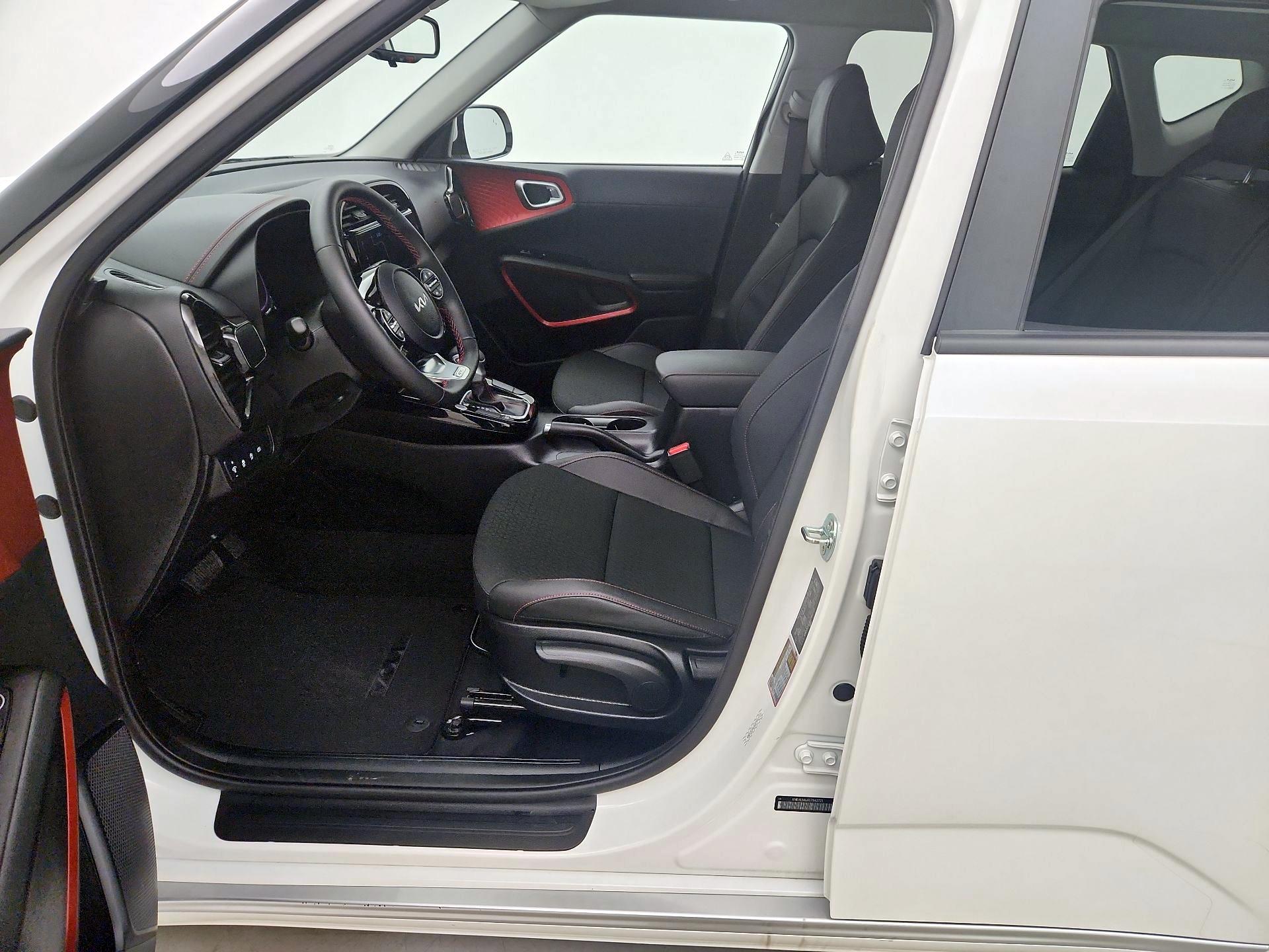 Thumbnail: 2025 Kia Soul - 11