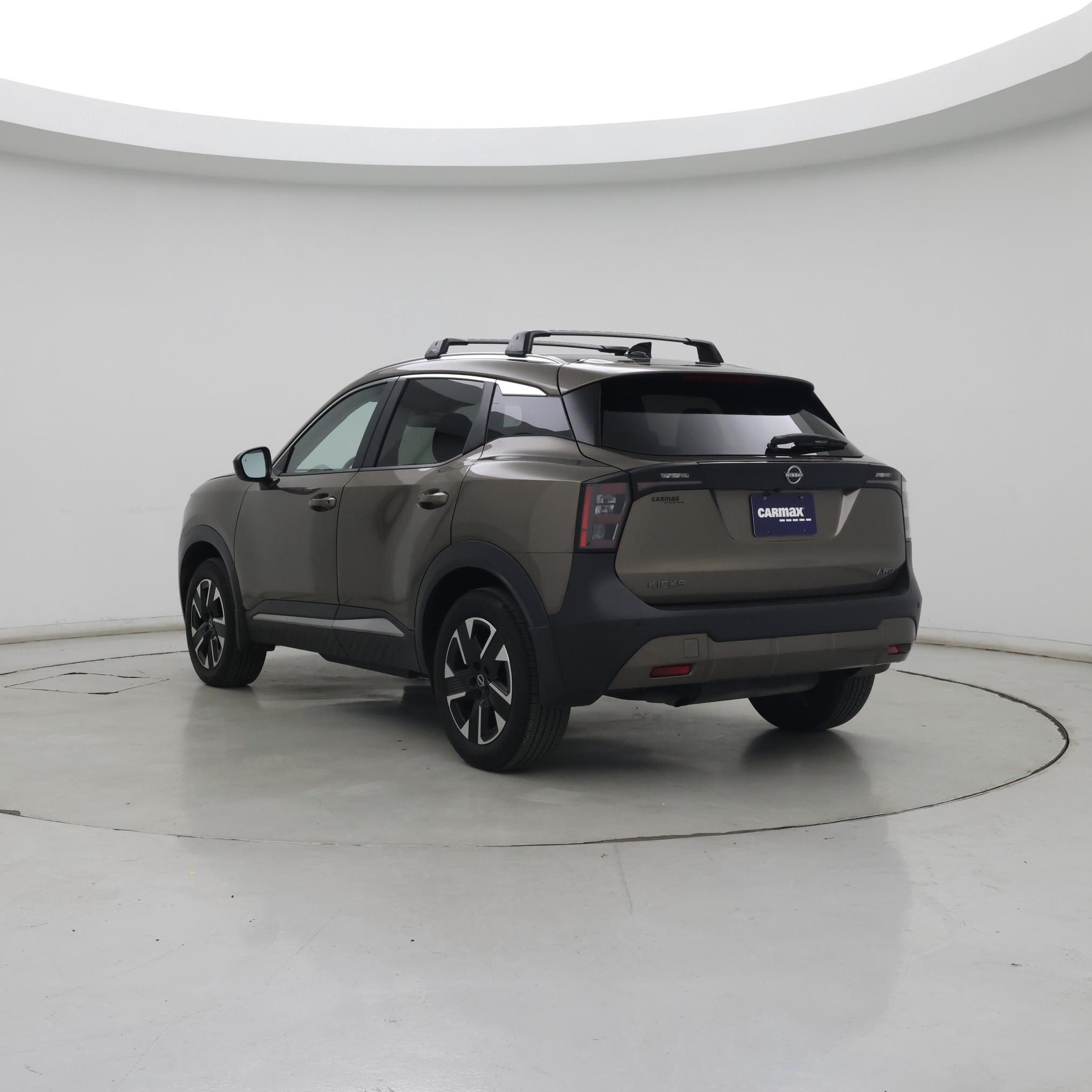 Thumbnail: 2026 Nissan Kicks - 2