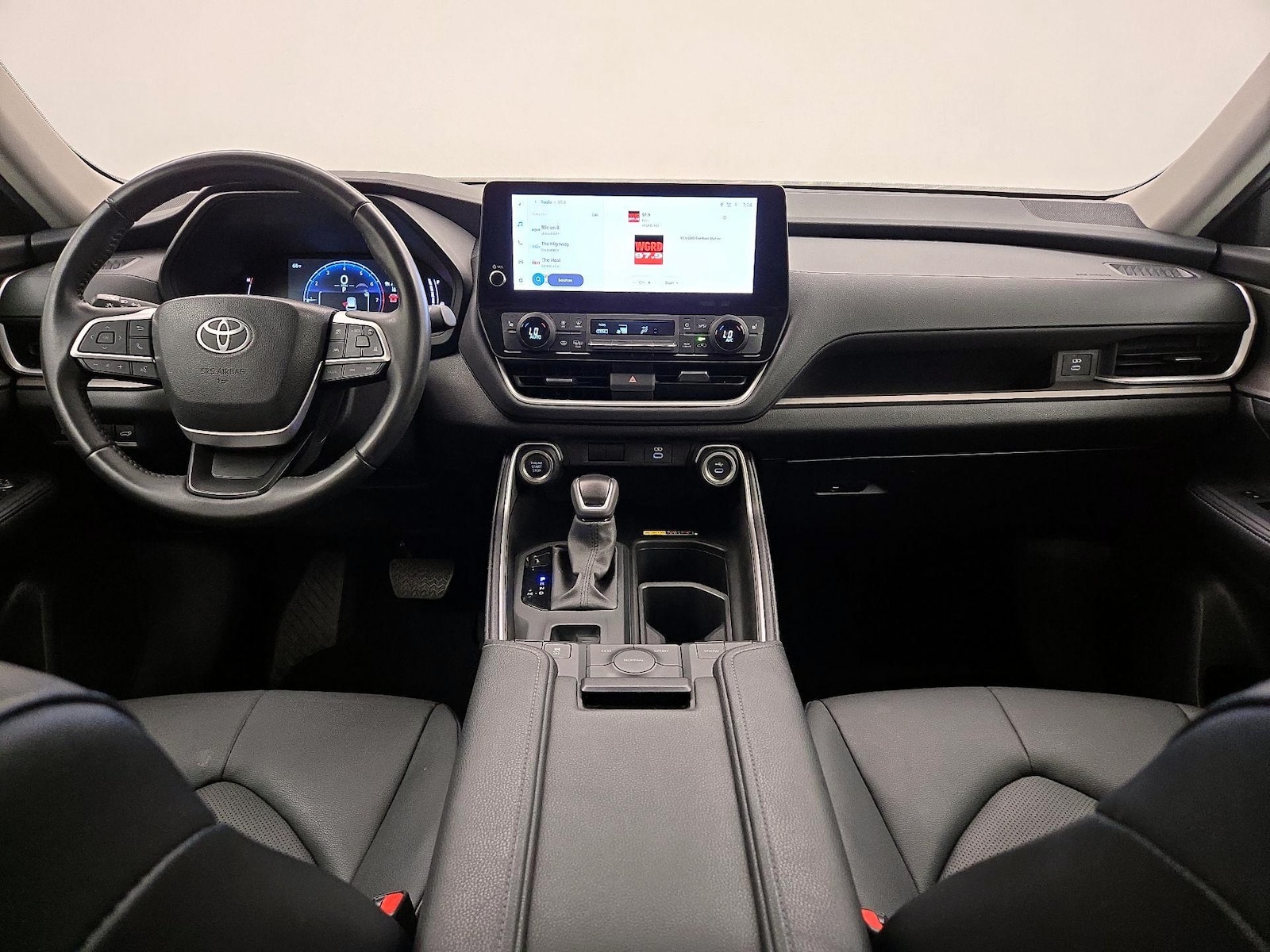2025 Toyota Grand Highlander XLE - Photo 10