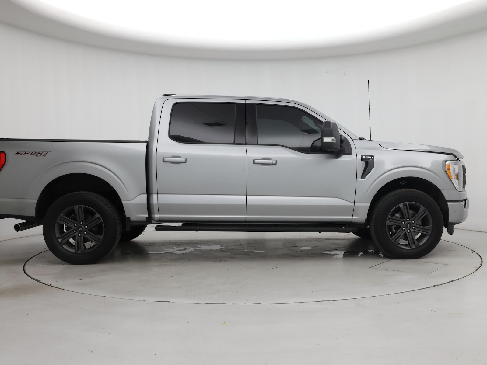 2023 Ford F-150 XLT - Photo 8