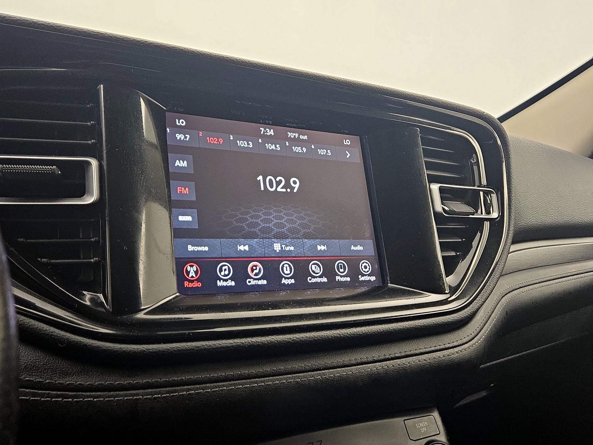 Thumbnail: 2022 Dodge Durango - 15