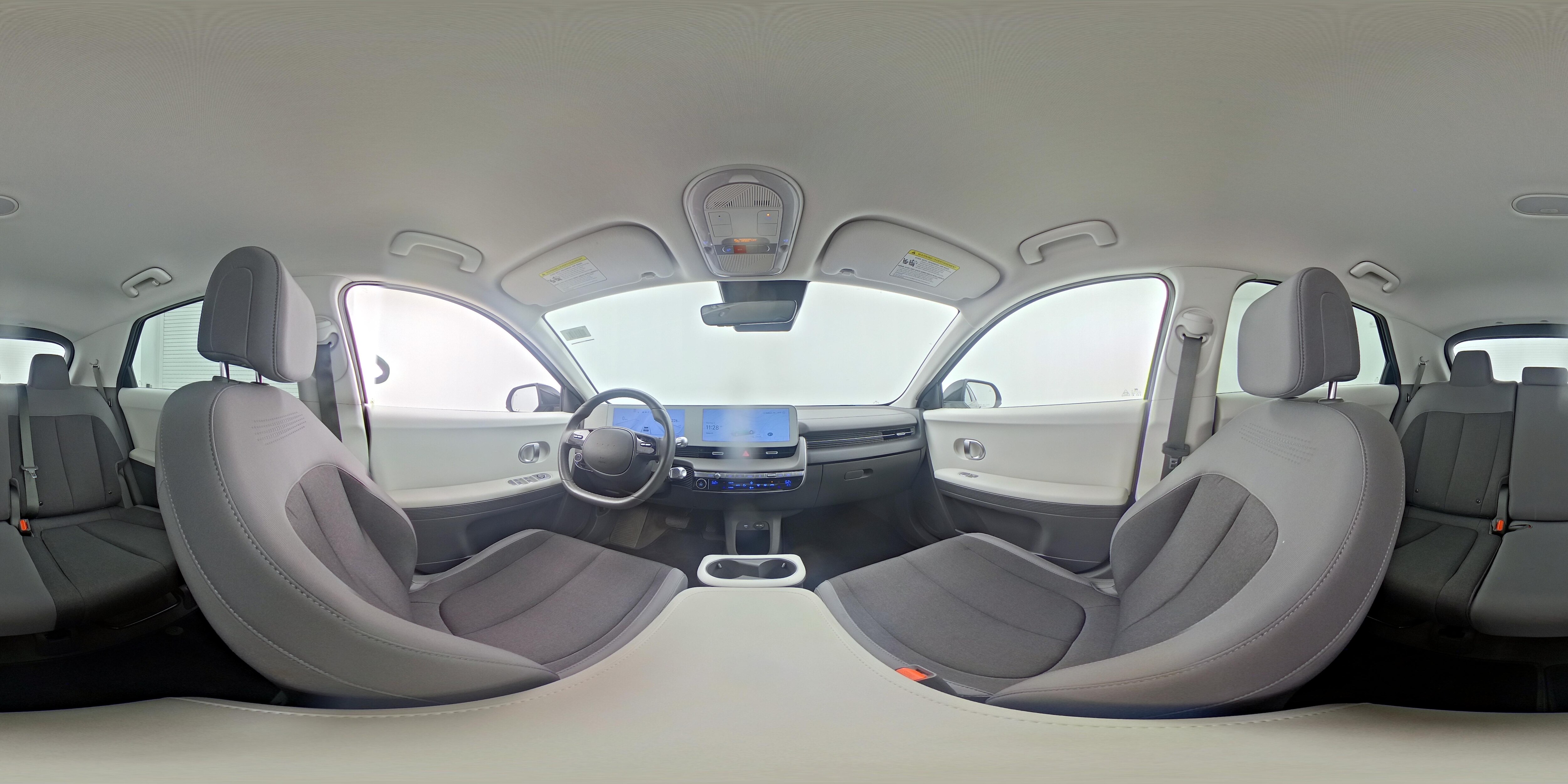 2024 Hyundai IONIQ 5 SEL - Photo 16