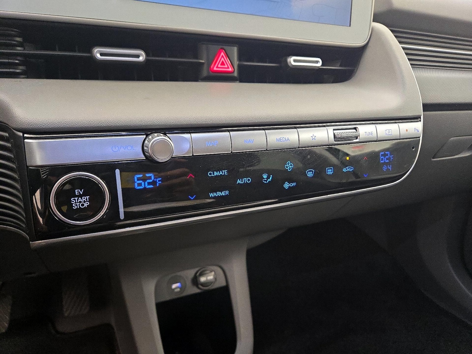 2024 Hyundai IONIQ 5 SEL - Photo 9
