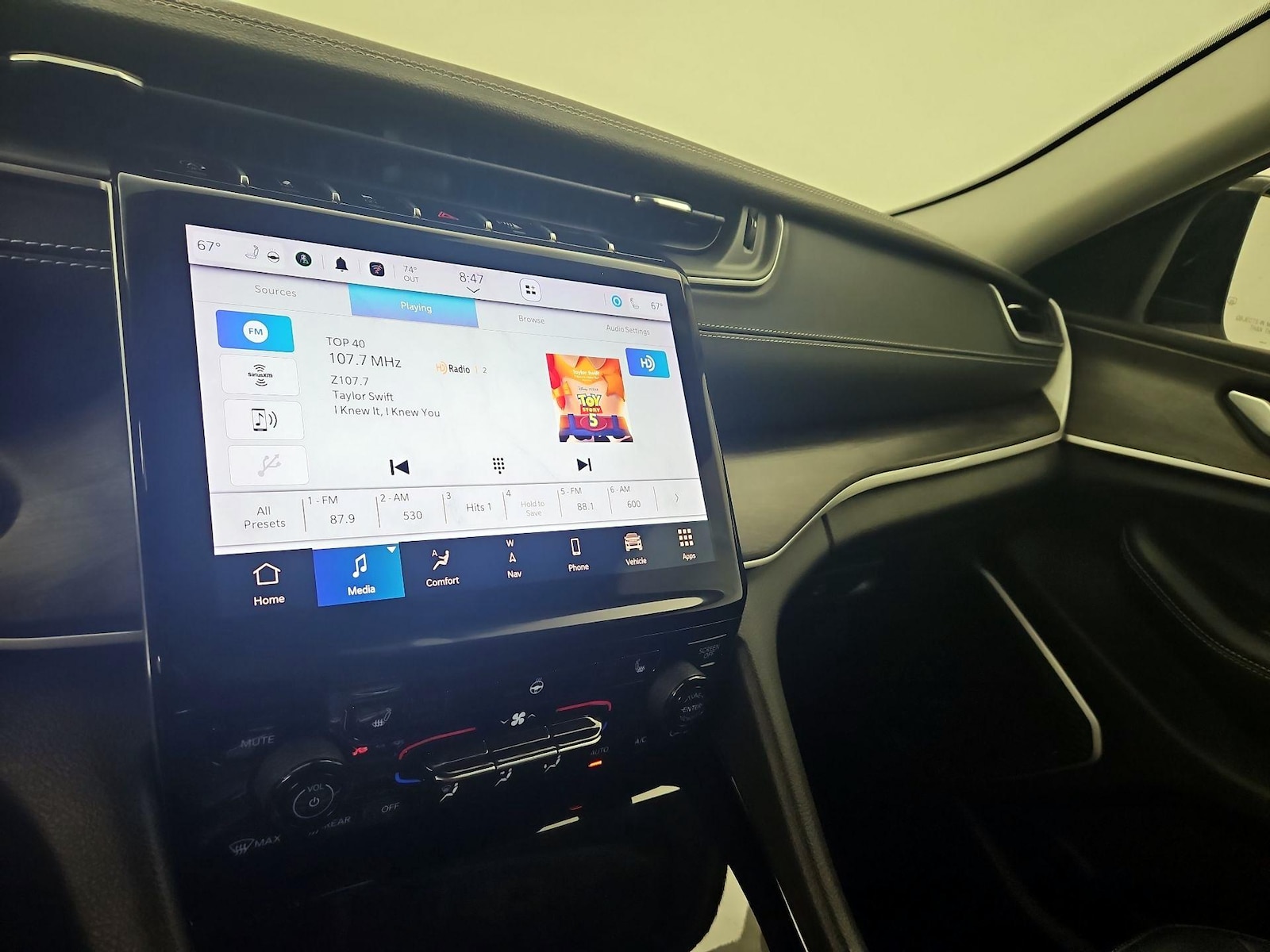 2023 Jeep Grand Cherokee Limited - Photo 16